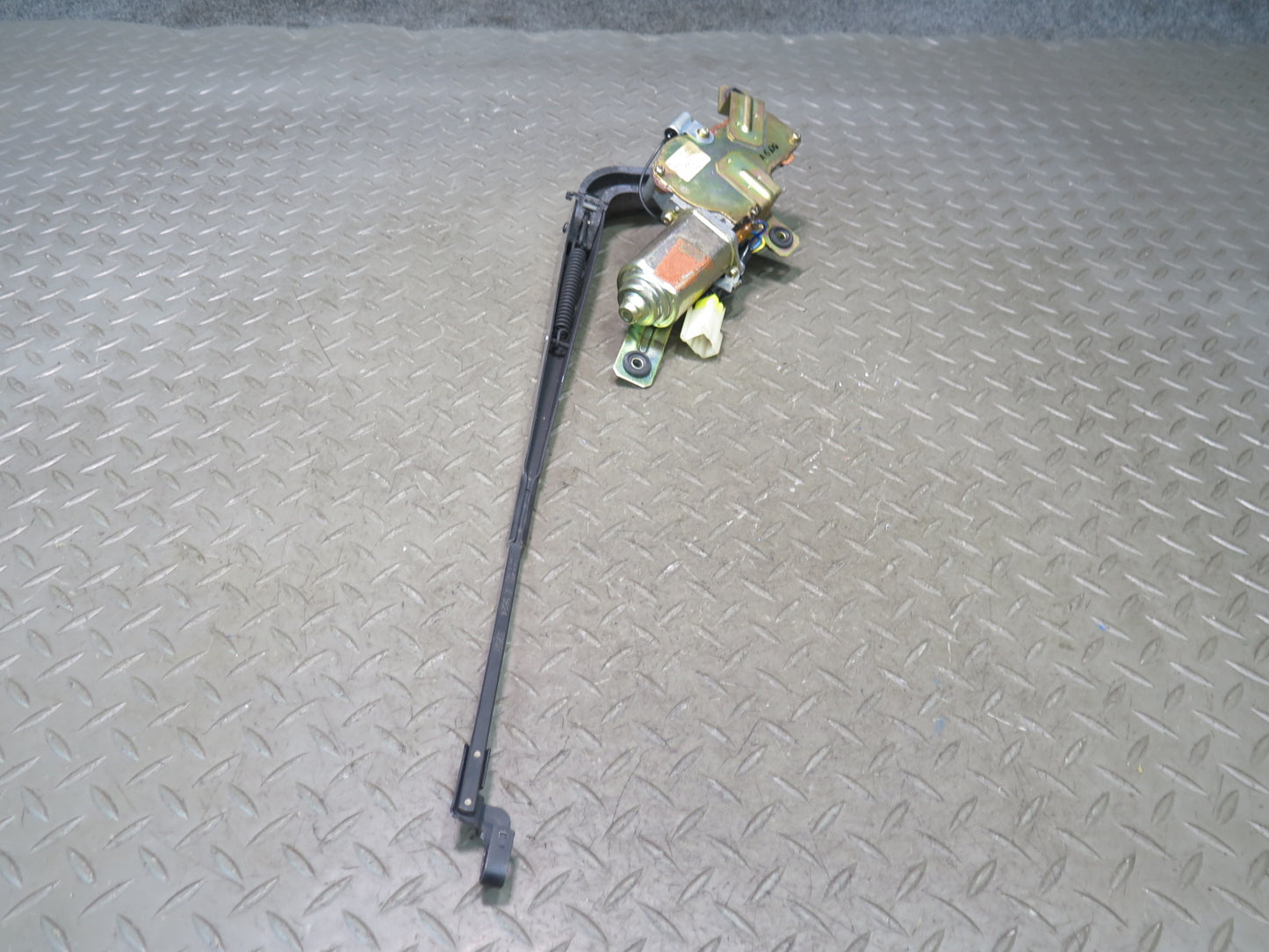 84-89 Nissan Z31 300ZX 2+0 Rear Hatch Wiper Motor w Arm 28710-01P00 OEM