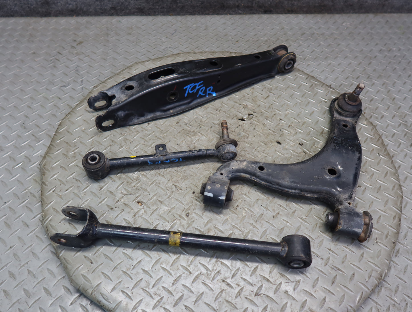 99-01 Toyota Crown JZS175 Set of 4 Rear Right Lower & Upper Control Arm 51K OEM