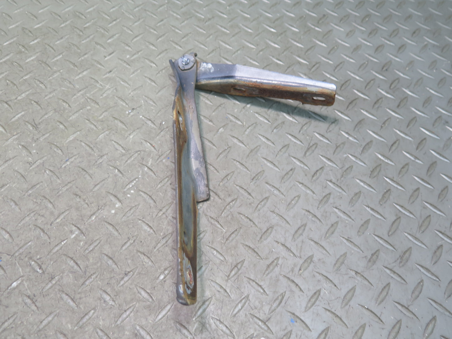 84-86 Nissan Z31 300ZX Set of 2 Front Left Right Hood Hinge OEM