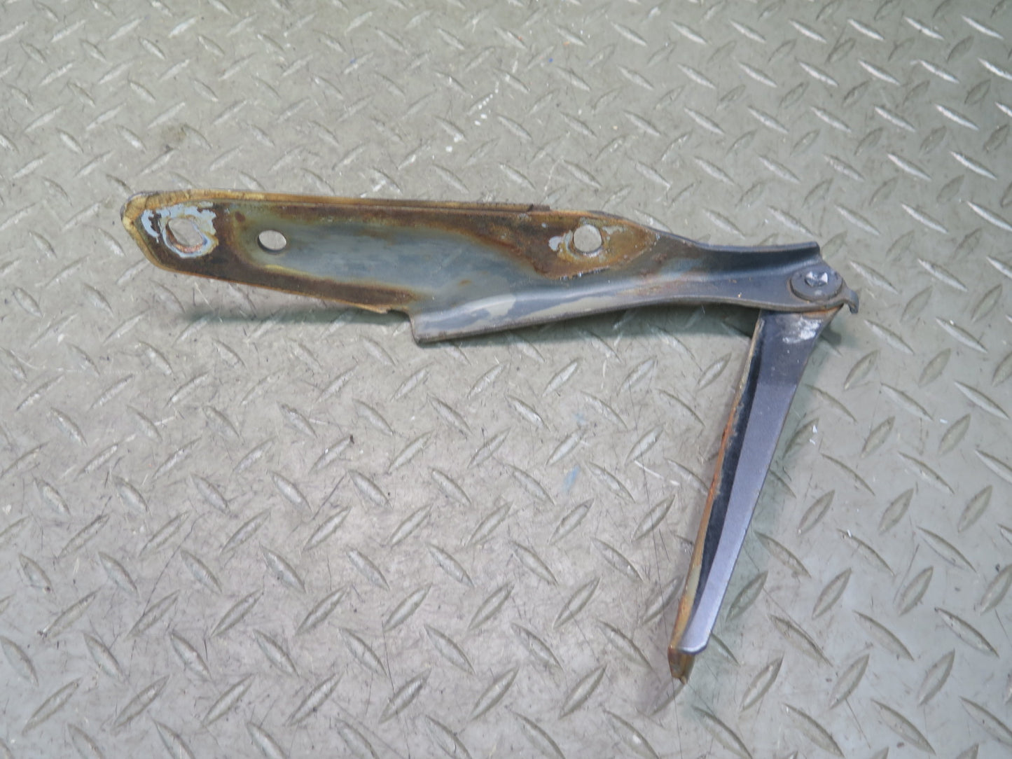 84-86 Nissan Z31 300ZX Set of 2 Front Left Right Hood Hinge OEM