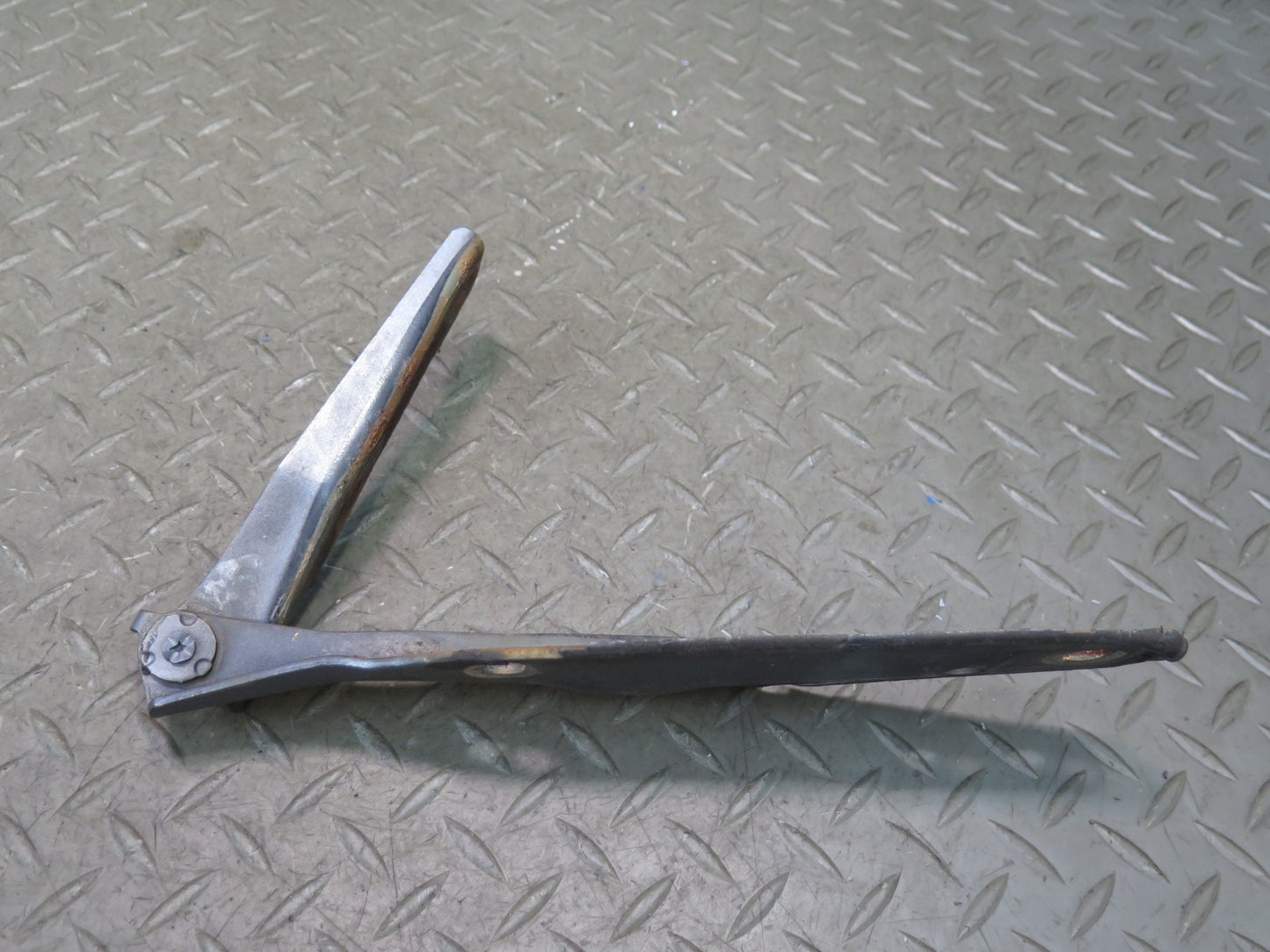 84-86 Nissan Z31 300ZX Set of 2 Front Left Right Hood Hinge OEM