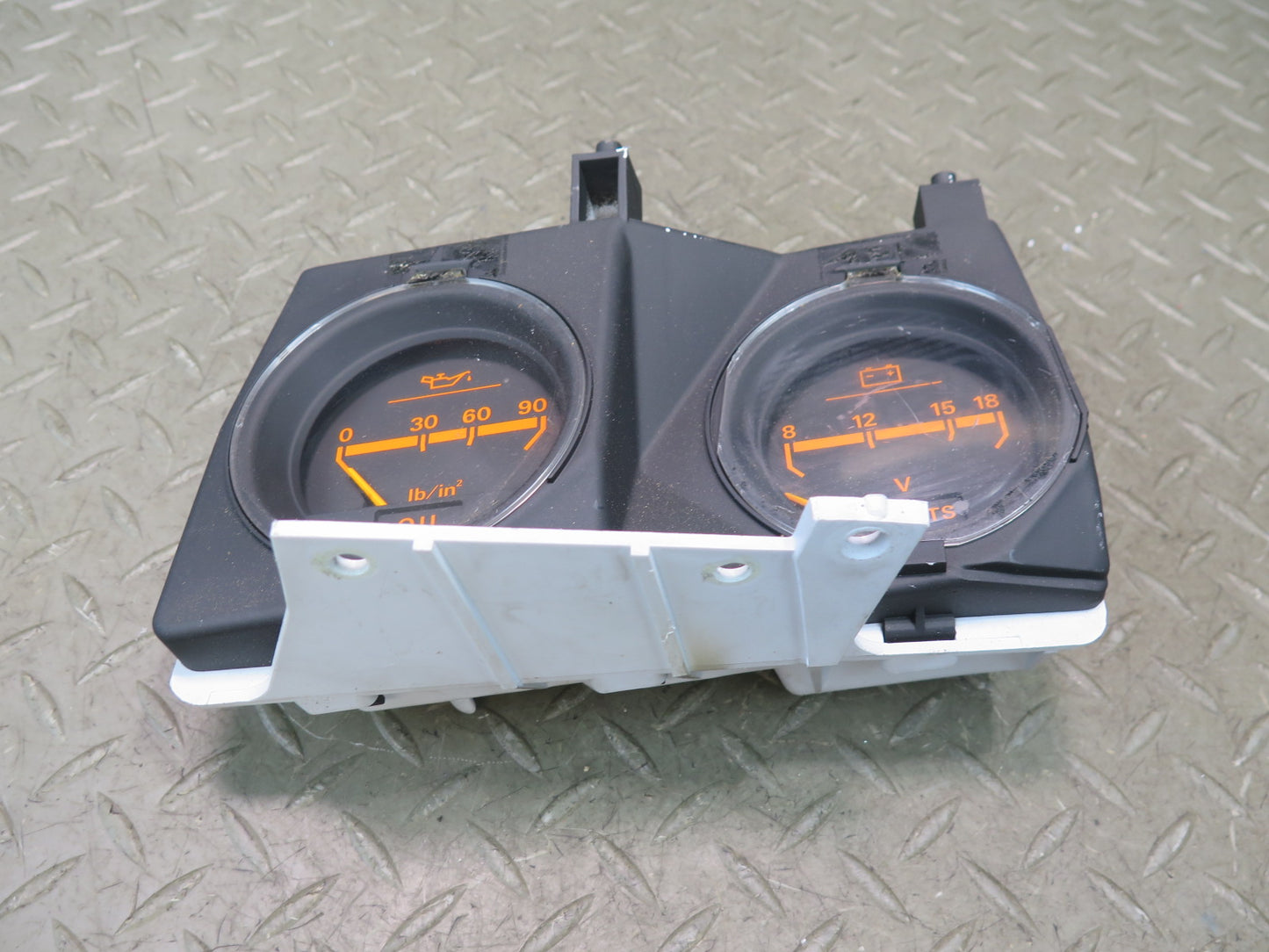 84-86 Nissan Z31 300ZX Battery Voltage Oil Pressure Meter Gauge OEM