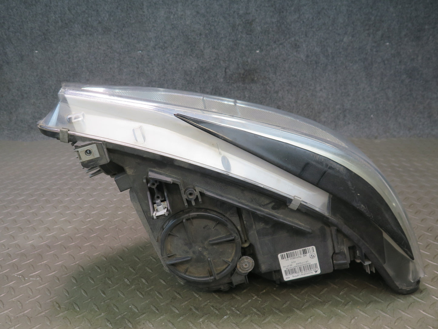 2015-17 BMW F82 F32 F33 Front Right Xenon HID Headlight Lamp W/ Ballast Damaged