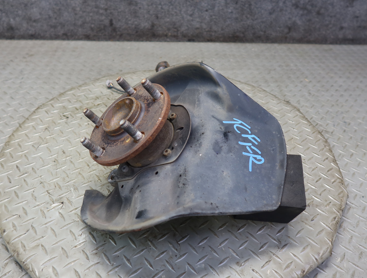 99-01 Toyota Crown JZS175 Front Right Knuckle Wheel Hub Bearing 51K Miles OEM