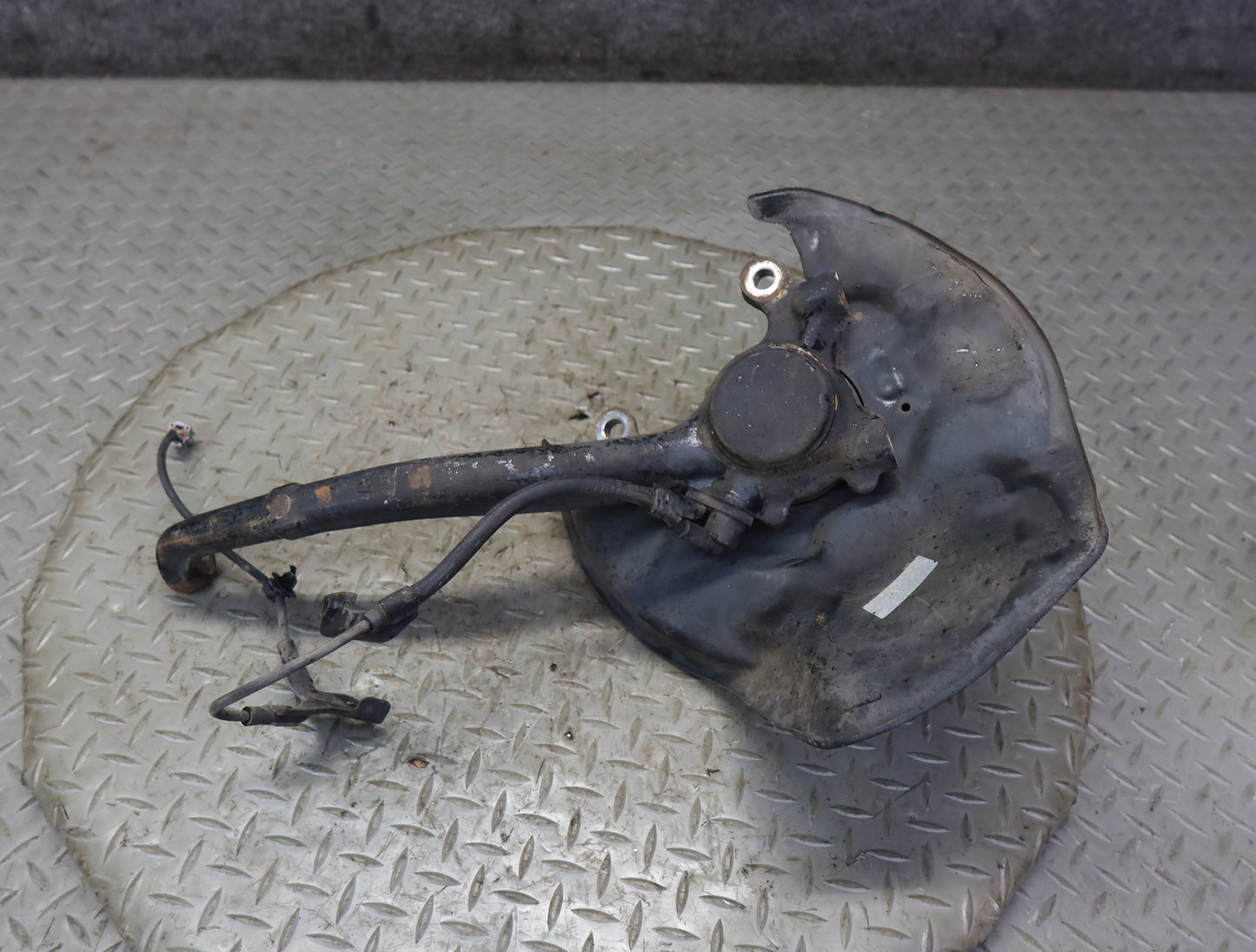 99-01 Toyota Crown JZS175 Front Right Knuckle Wheel Hub Bearing 51K Miles OEM
