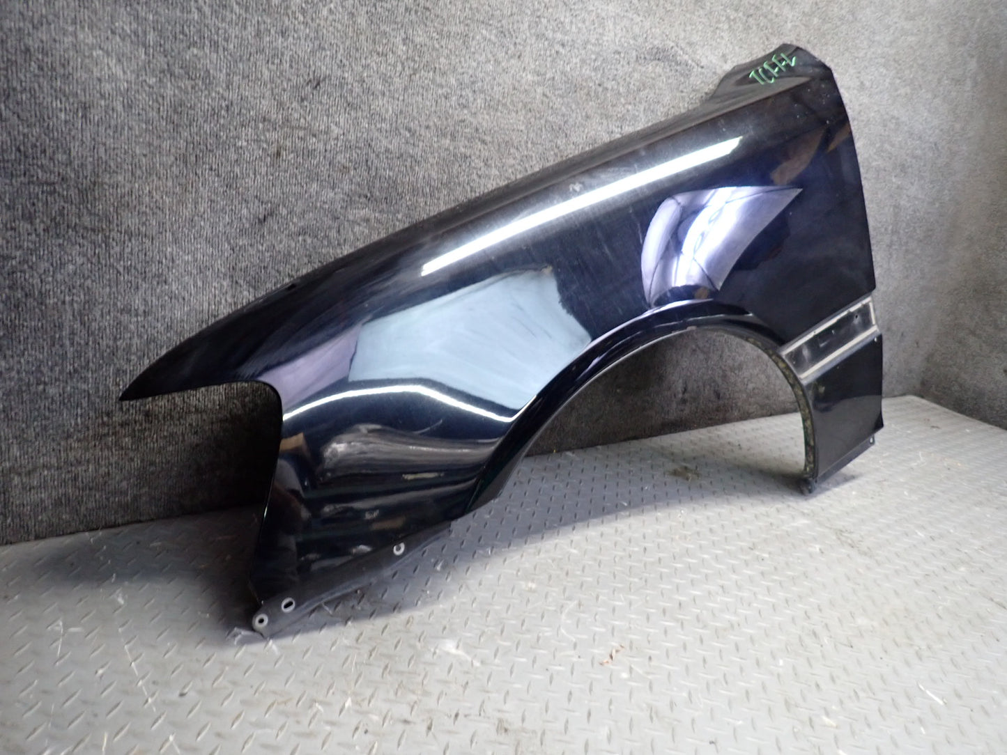 99-01 Toyota Crown JZS175 Front Left Fender Shell Panel Cover Black OEM
