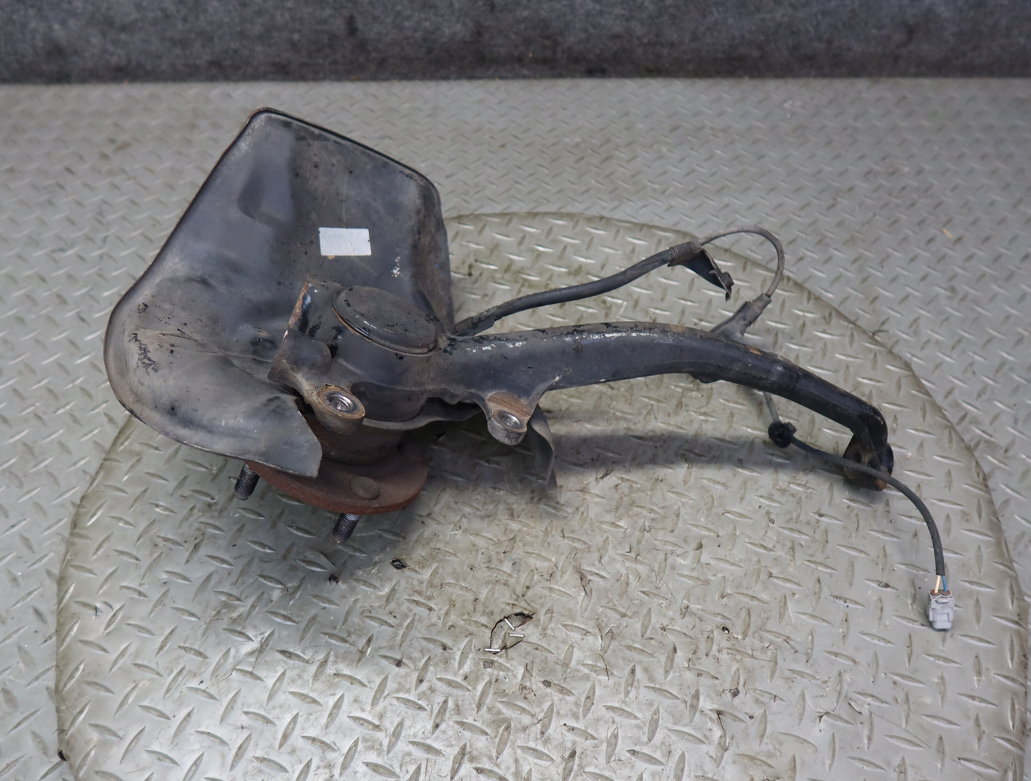 99-01 Toyota Crown JZS175 Front Right Knuckle Wheel Hub Bearing 51K Miles OEM