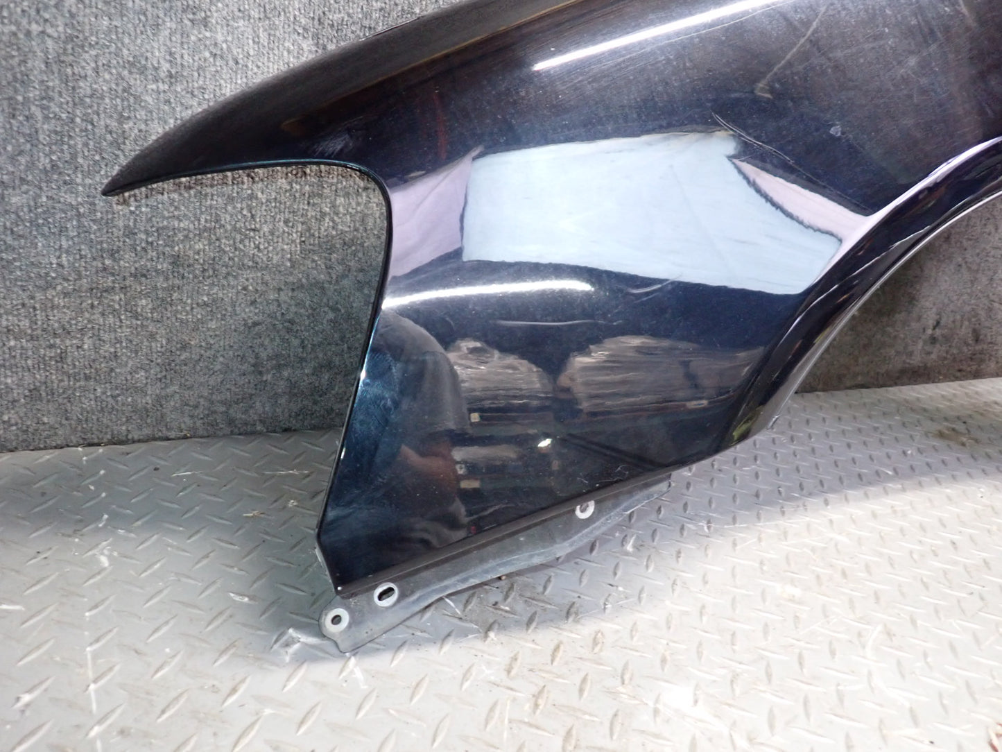 99-01 Toyota Crown JZS175 Front Left Fender Shell Panel Cover Black OEM