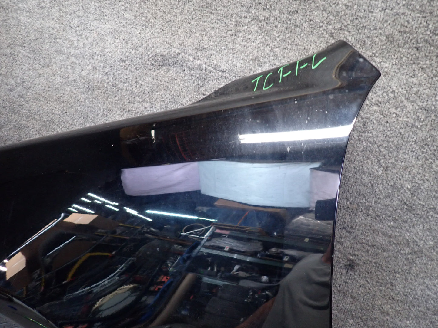 99-01 Toyota Crown JZS175 Front Left Fender Shell Panel Cover Black OEM