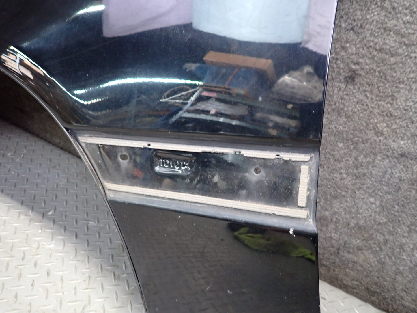 99-01 Toyota Crown JZS175 Front Left Fender Shell Panel Cover Black OEM