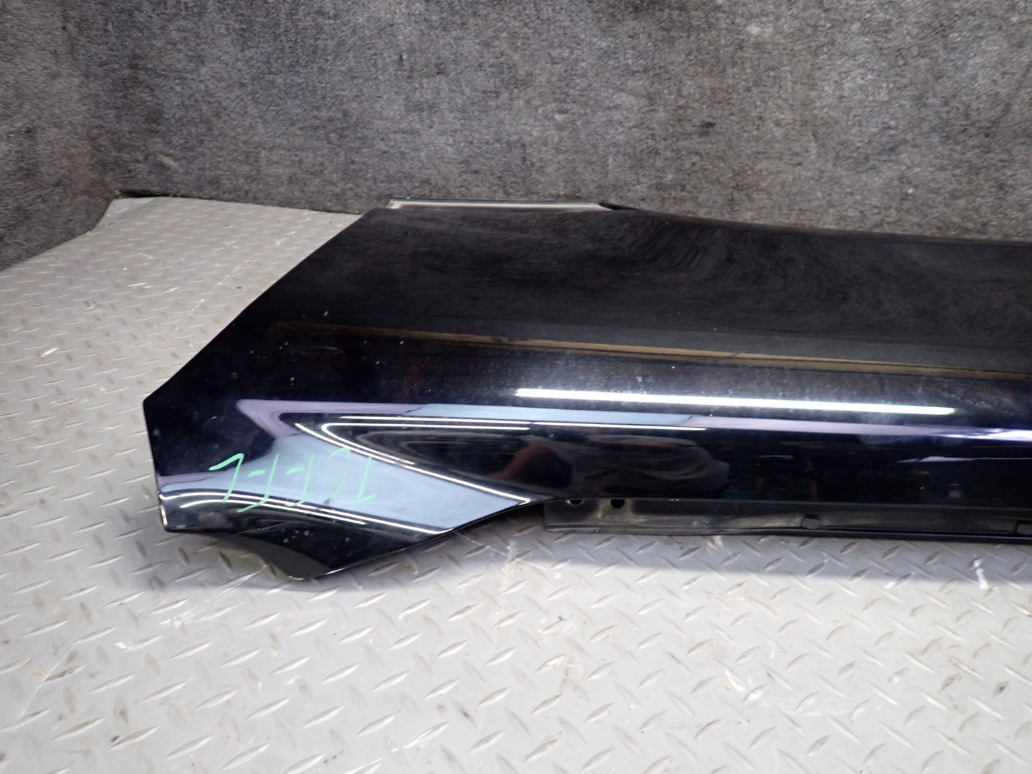 99-01 Toyota Crown JZS175 Front Left Fender Shell Panel Cover Black OEM