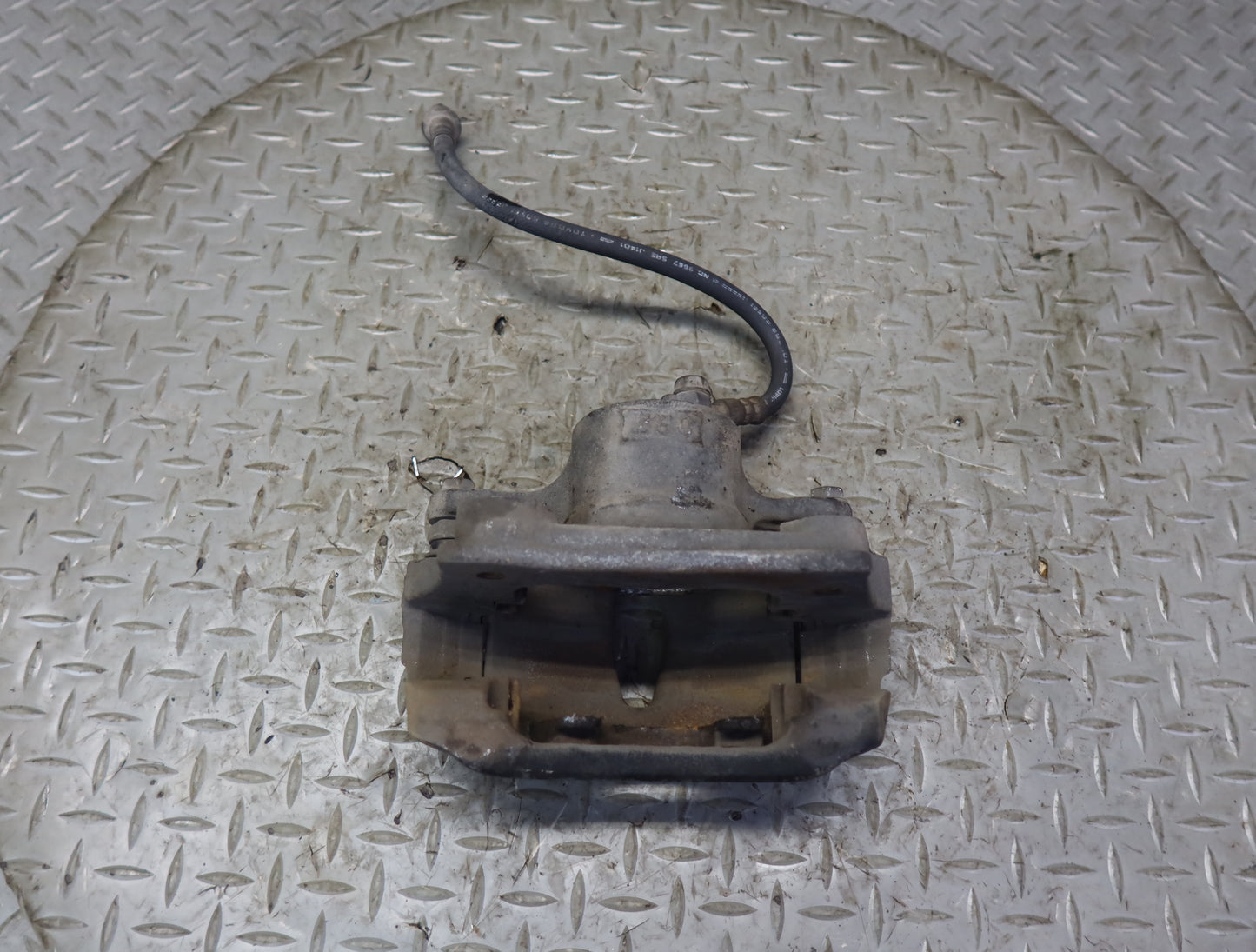 99-01 Toyota Crown JZS175 2JZFSE Set of 2 Front Left Right Brake Caliper 51K OEM