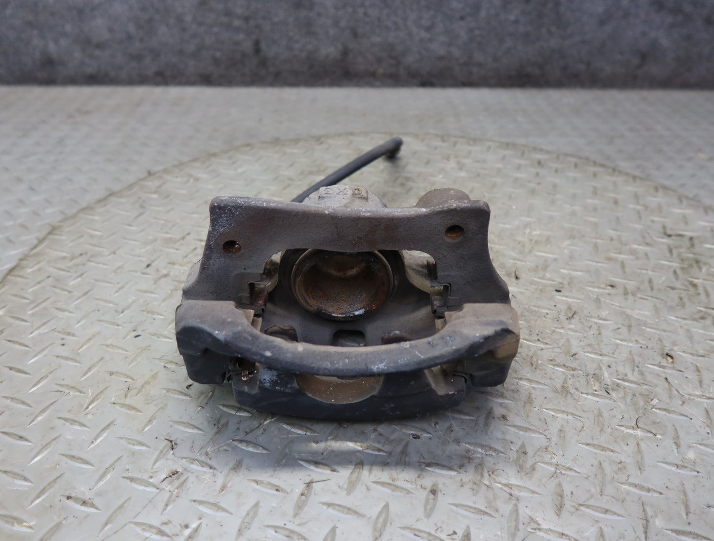 99-01 Toyota Crown JZS175 2JZFSE Set of 2 Front Left Right Brake Caliper 51K OEM