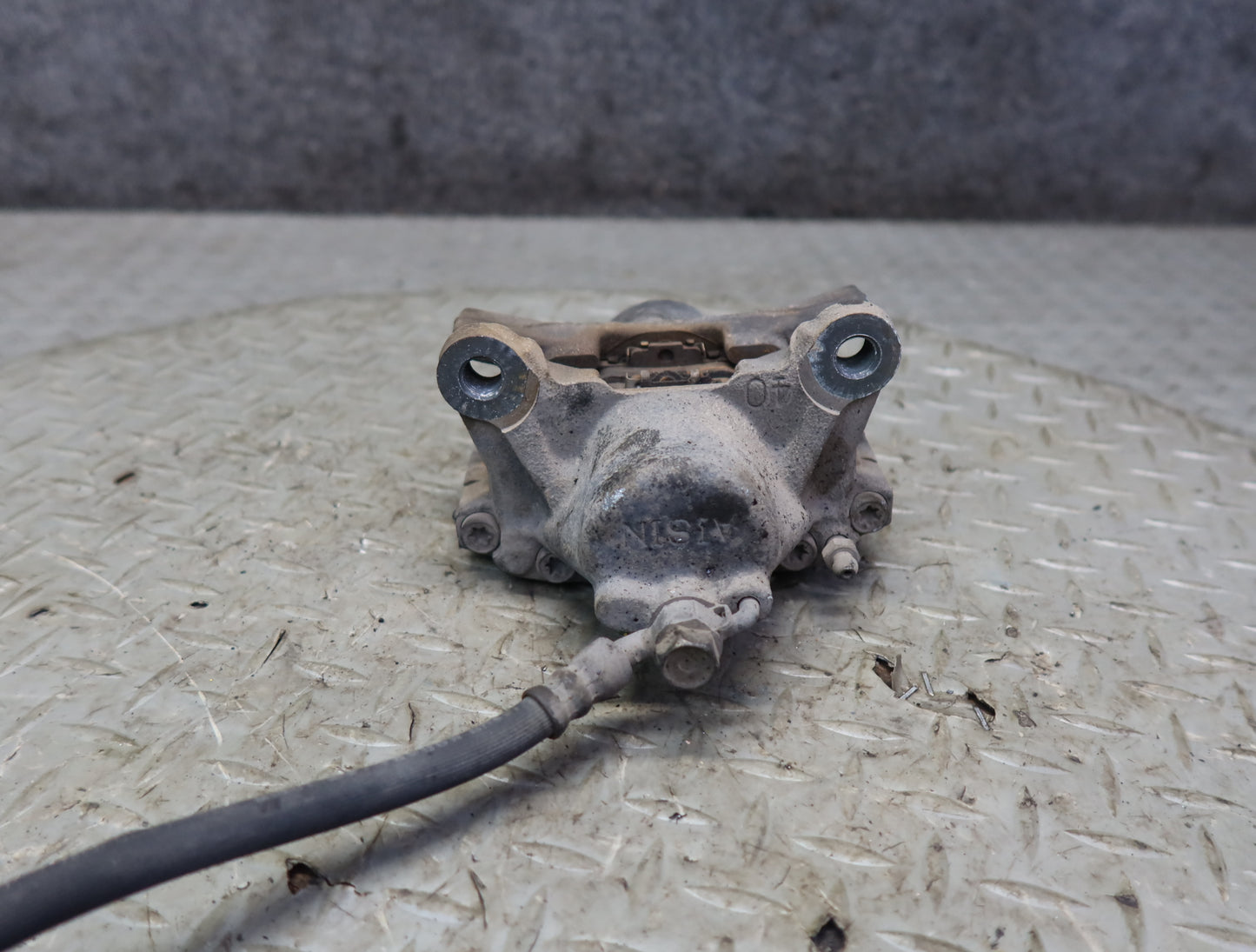 99-01 Toyota Crown JZS175 2JZFSE Rear Left & Right Brake Caliper Set OEM
