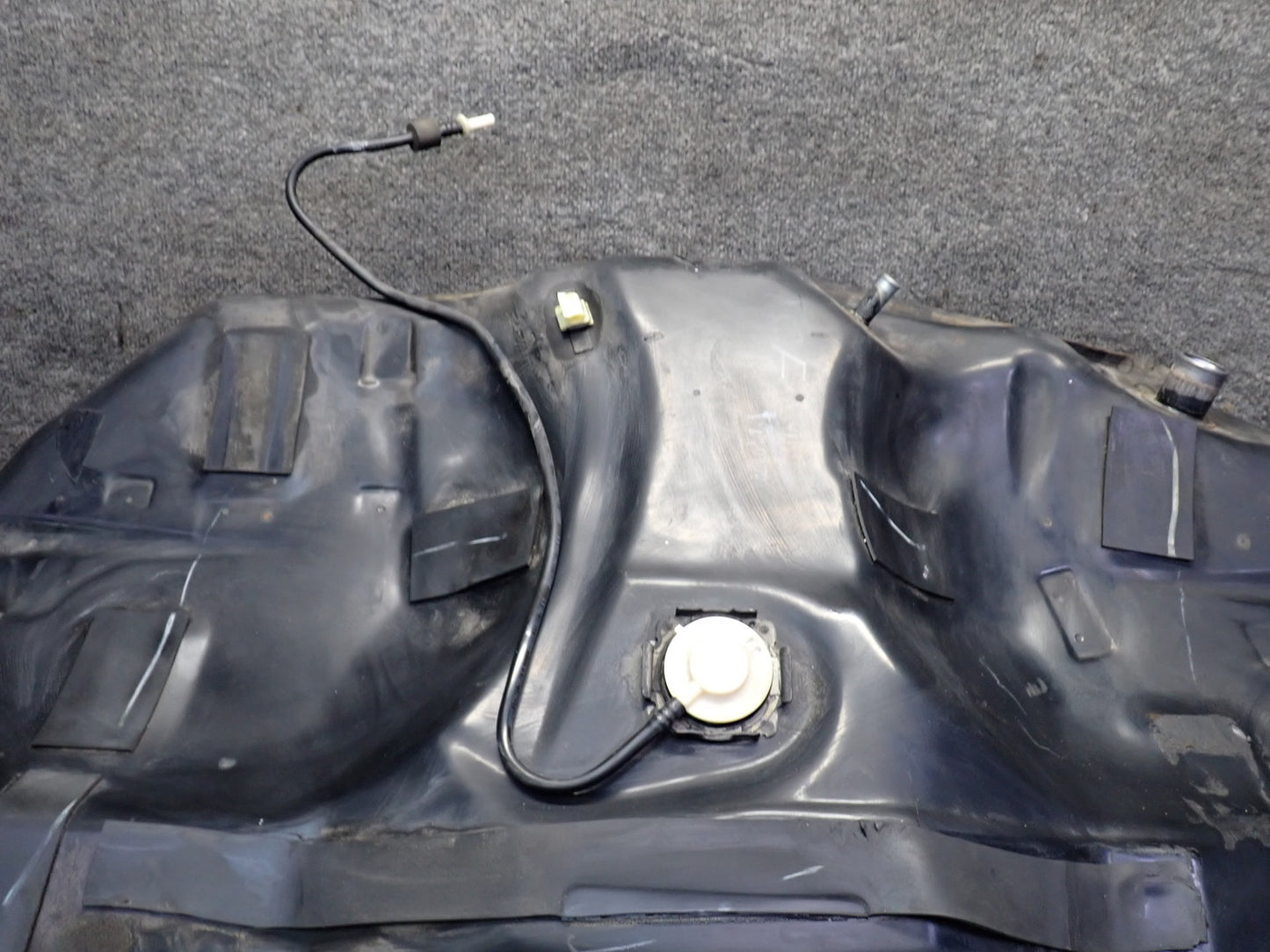 99-01 Toyota Crown JZS175 Fuel Gas Tank Assembly 51K Miles OEM