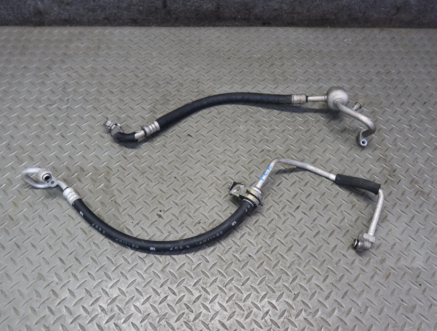 99-01 Toyota Crown JZS175 2JZFSE Set of 2 A/C Air Condition Hose Pipe Line OEM