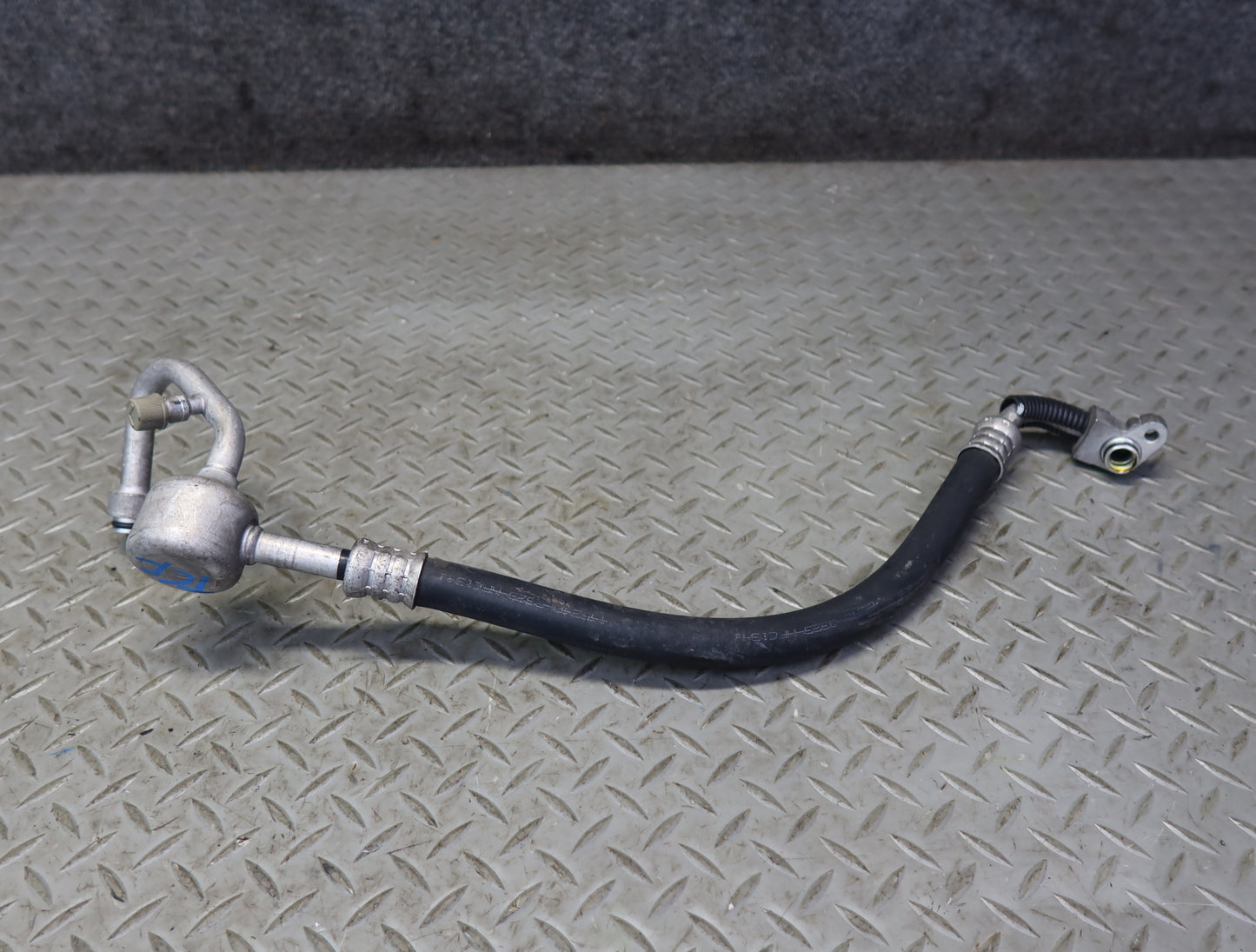99-01 Toyota Crown JZS175 2JZFSE Set of 2 A/C Air Condition Hose Pipe Line OEM