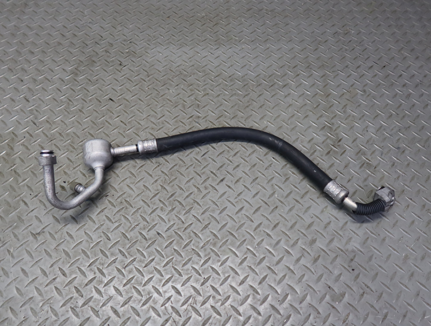 99-01 Toyota Crown JZS175 2JZFSE Set of 2 A/C Air Condition Hose Pipe Line OEM