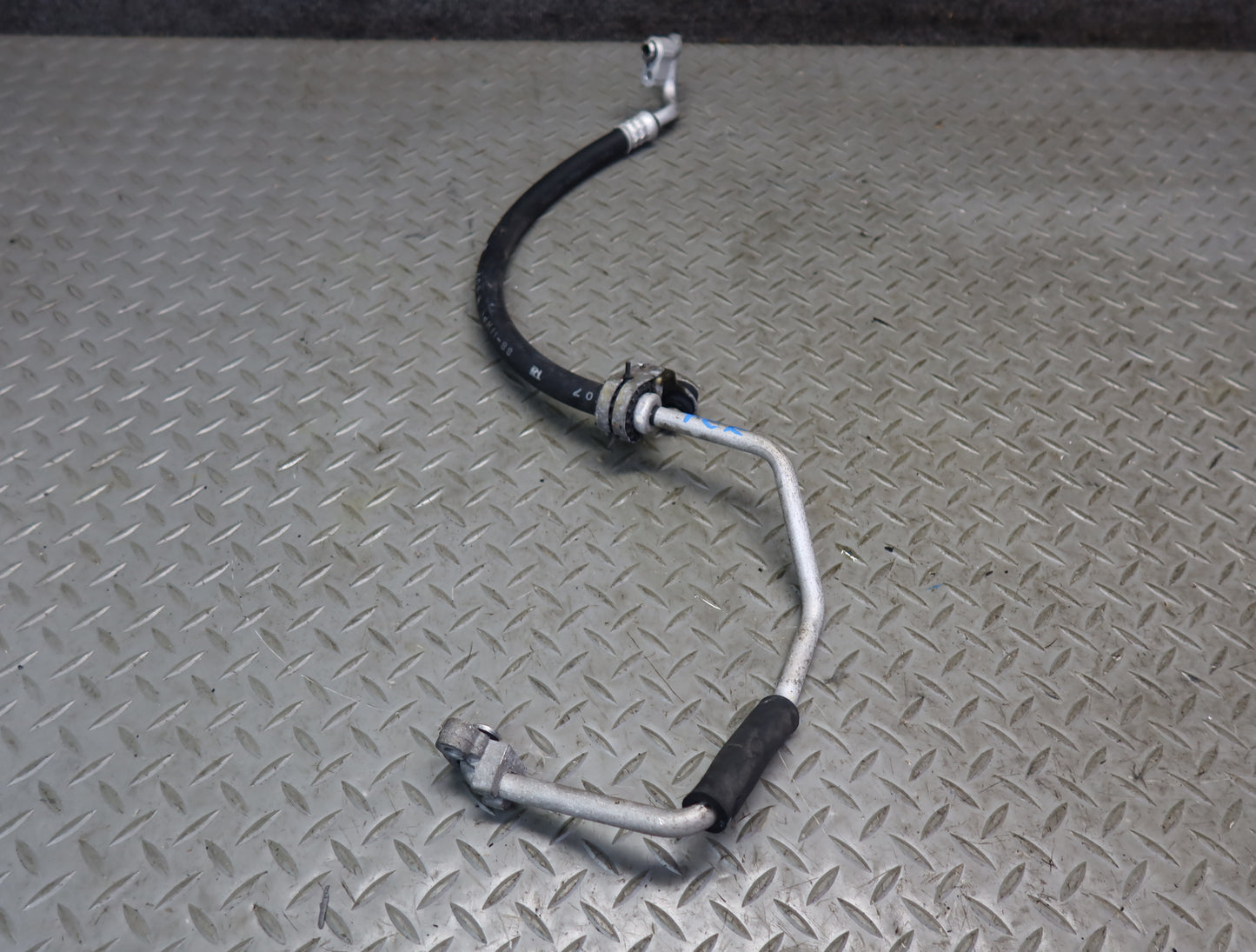 99-01 Toyota Crown JZS175 2JZFSE Set of 2 A/C Air Condition Hose Pipe Line OEM