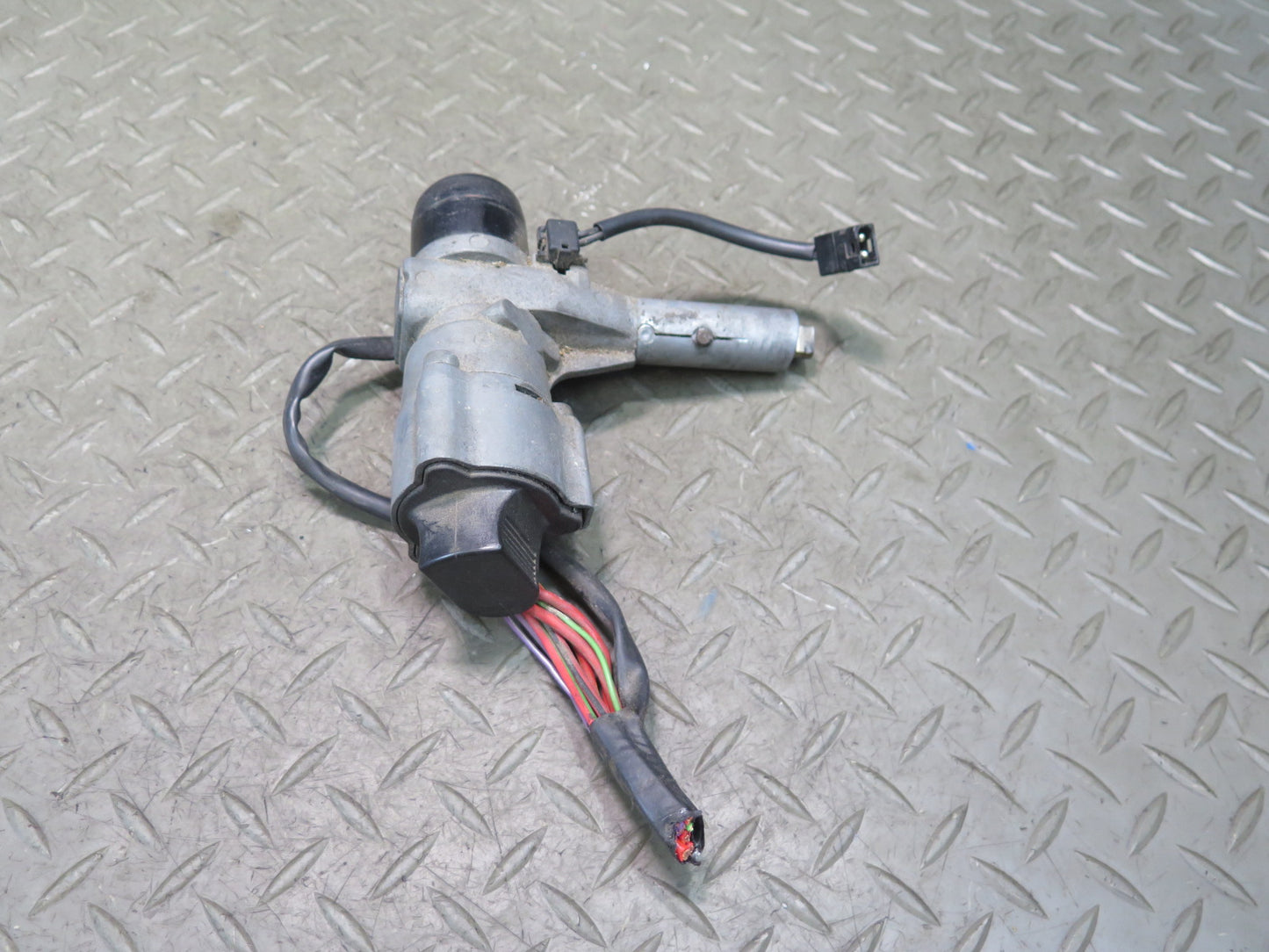 86-89 Mercedes R107 560SL Ignition Switch Glove Trunk Lock KEY Set OEM