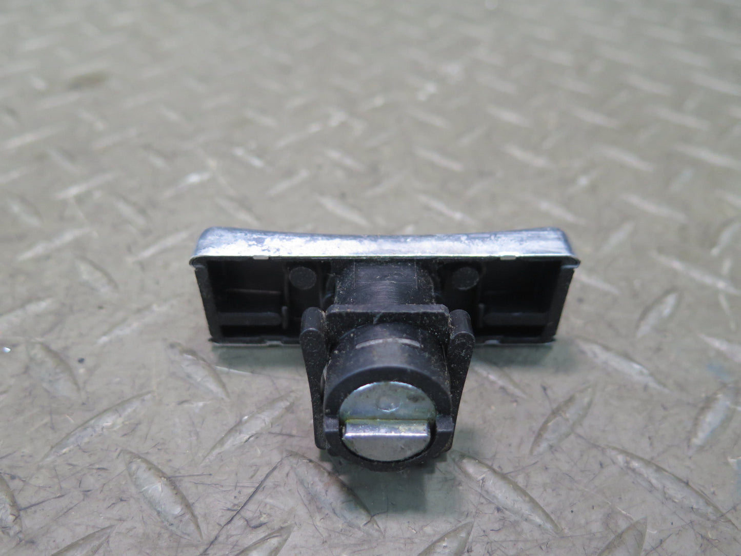 86-89 Mercedes R107 560SL Ignition Switch Glove Trunk Lock KEY Set OEM