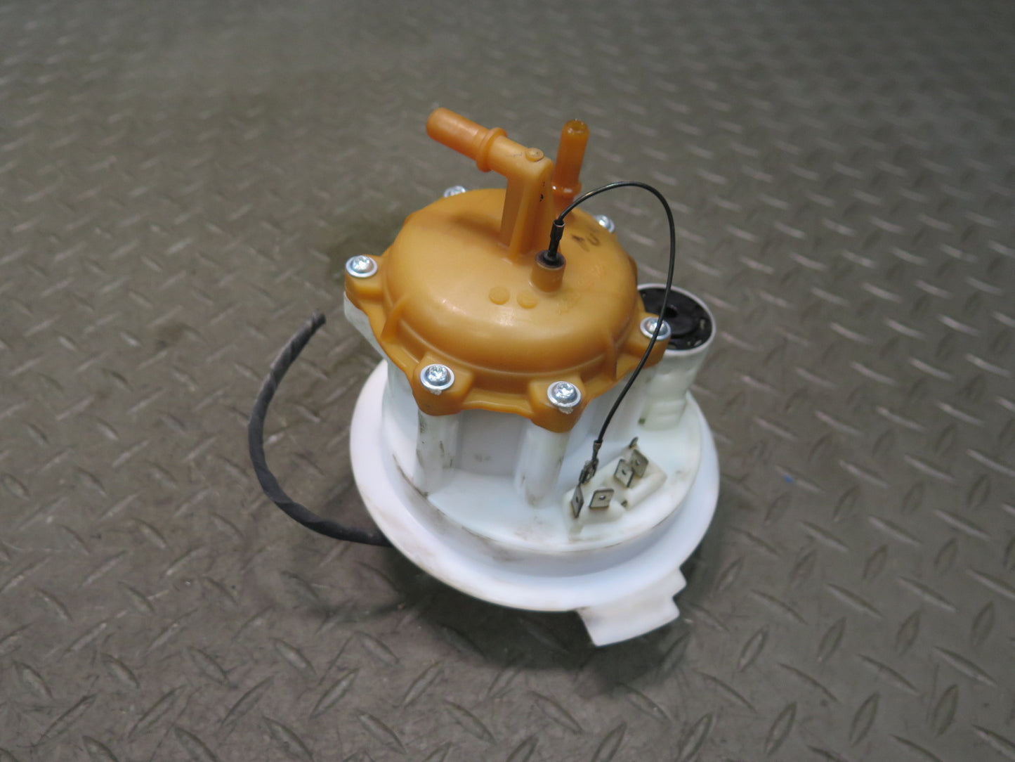 12-15 Audi 4L Q7 3.0L Set of 2 Fuel Pump Level Sensor Sending Unit OEM