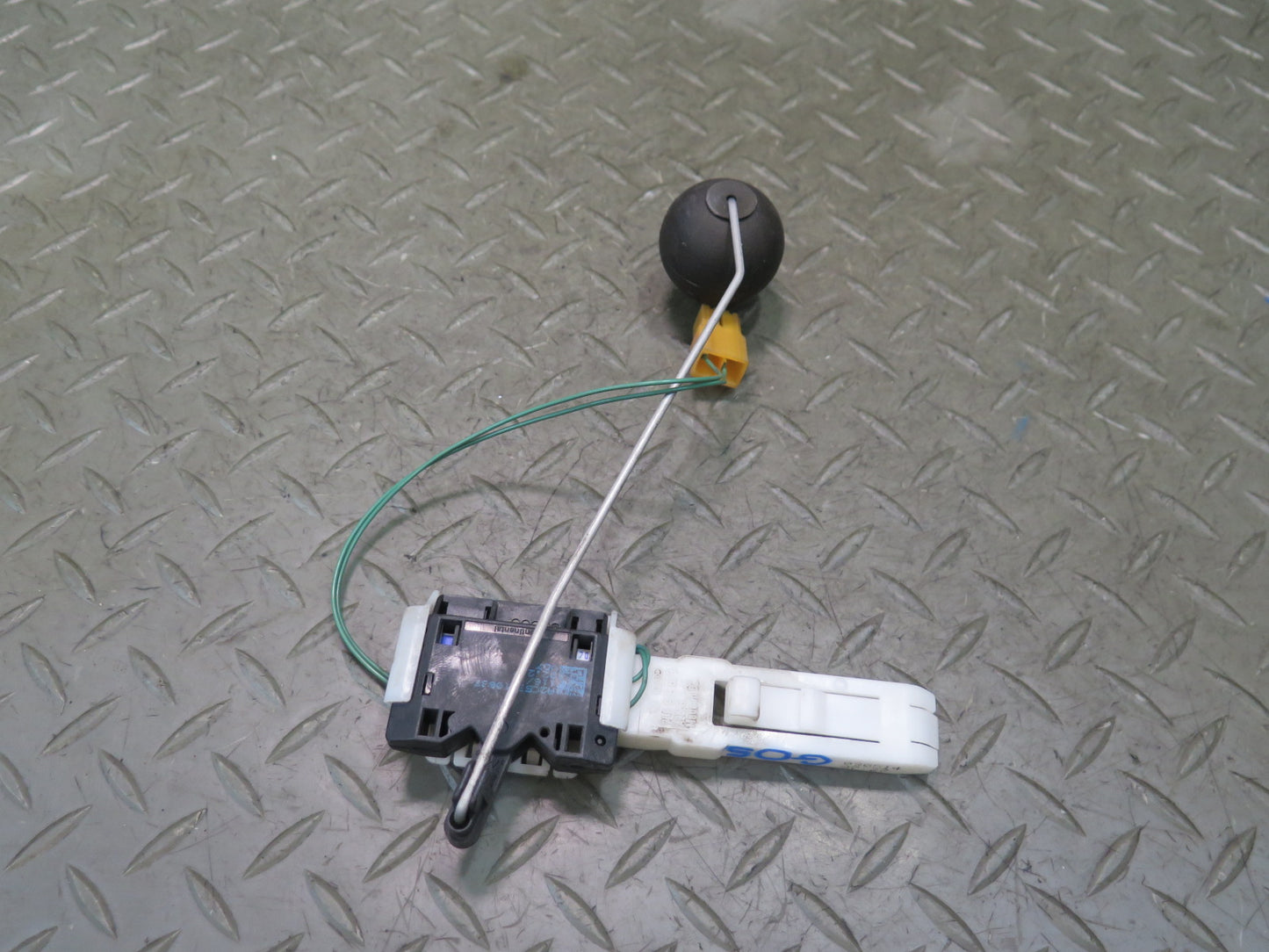 12-15 Audi 4L Q7 3.0L Set of 2 Fuel Pump Level Sensor Sending Unit OEM