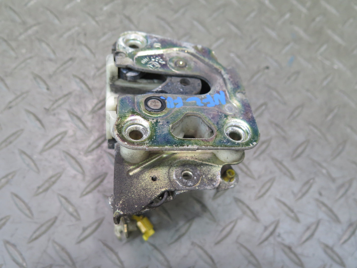 84-86 Nissan Z31 300ZX Right Door Lock Latch OEM