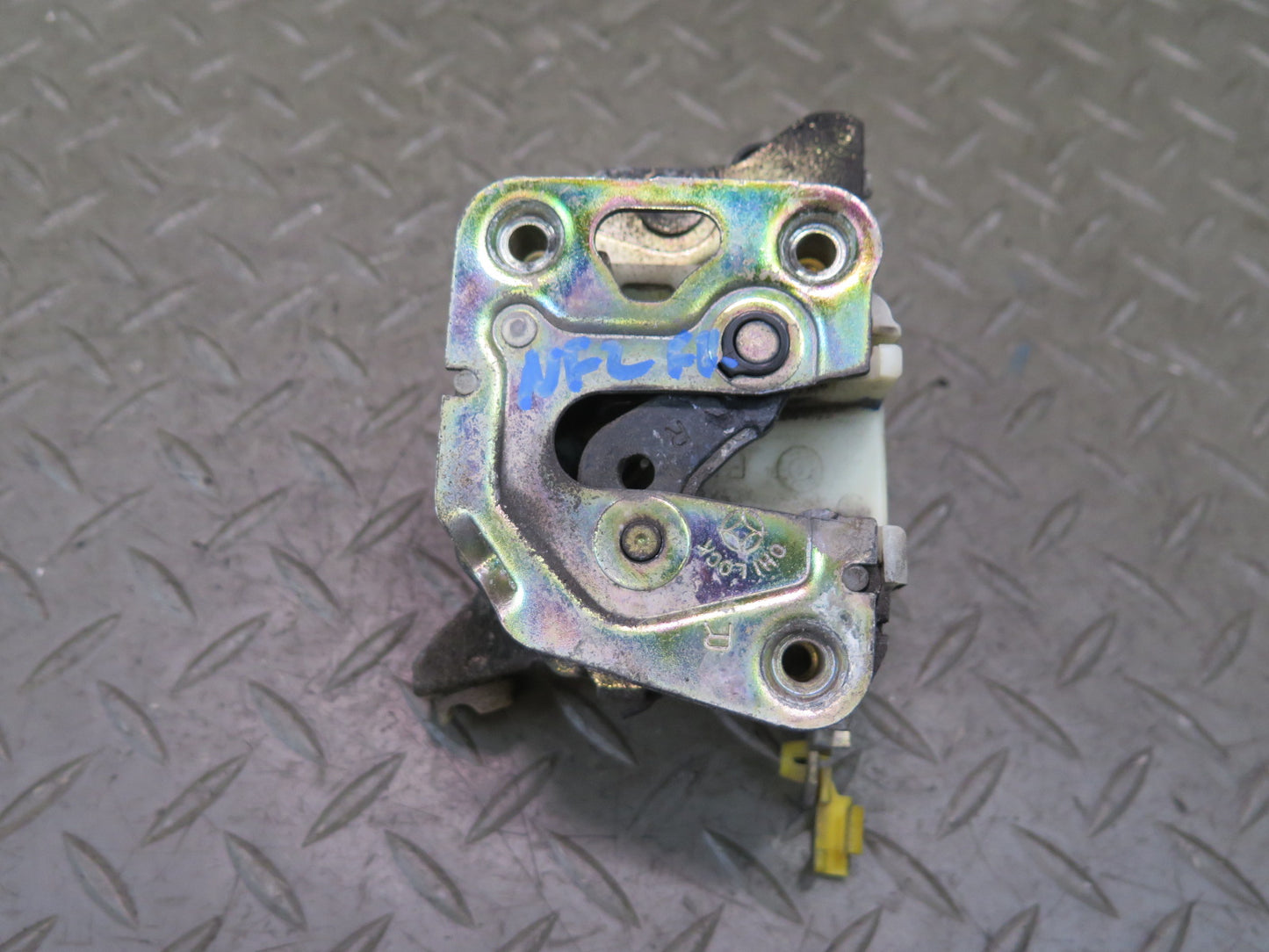 84-86 Nissan Z31 300ZX Right Door Lock Latch OEM