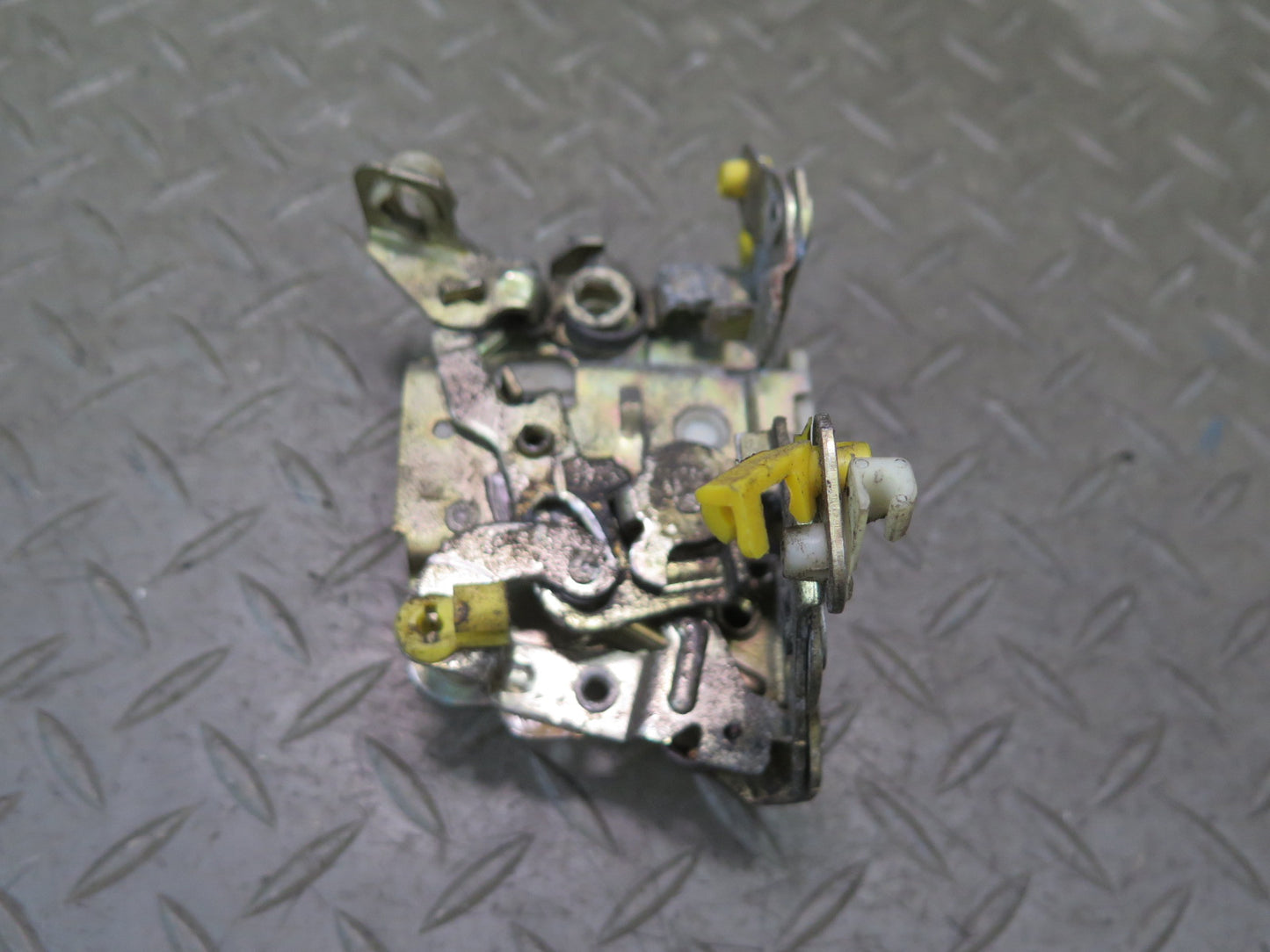 84-86 Nissan Z31 300ZX Right Door Lock Latch OEM