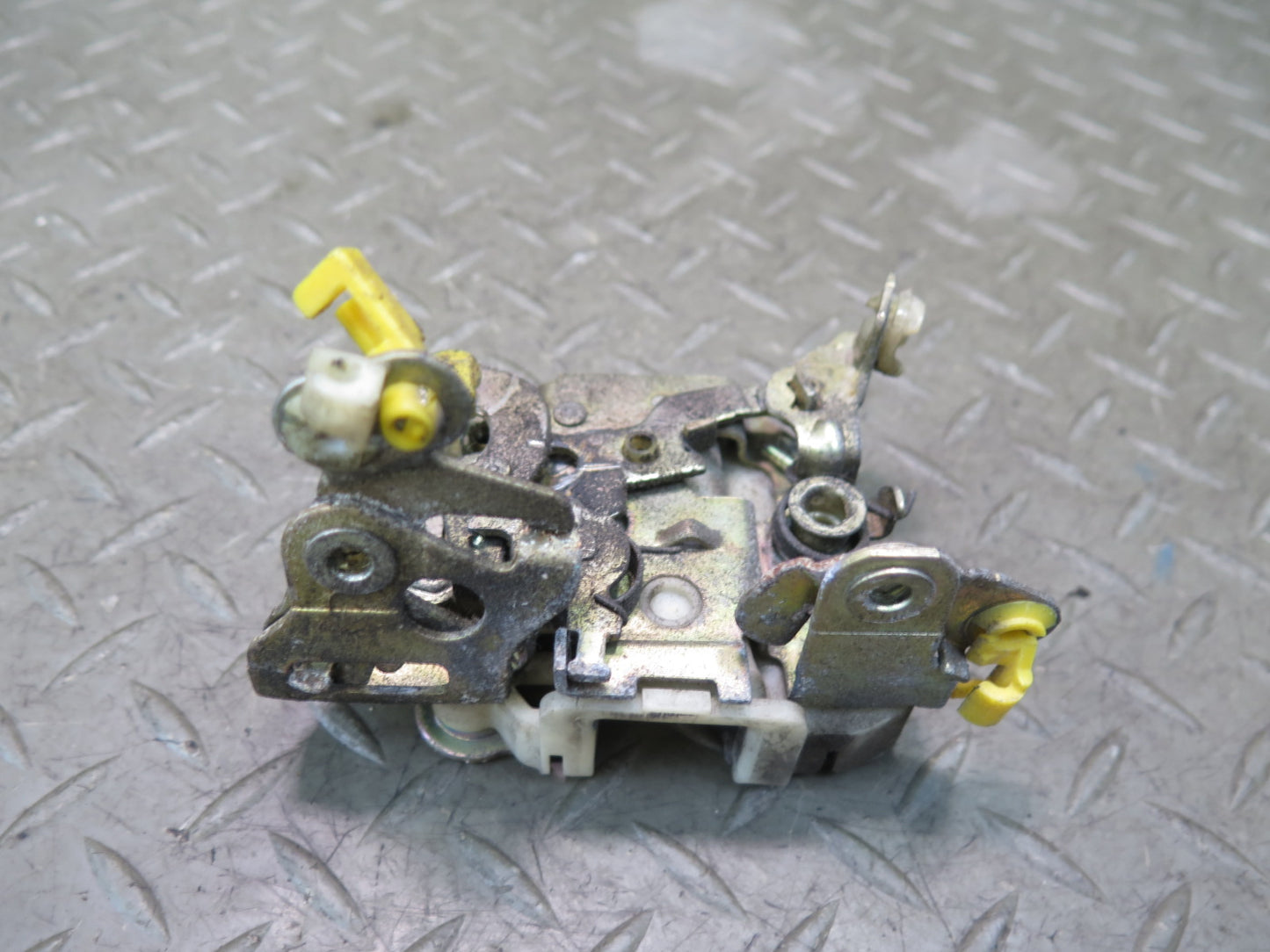 84-86 Nissan Z31 300ZX Right Door Lock Latch OEM