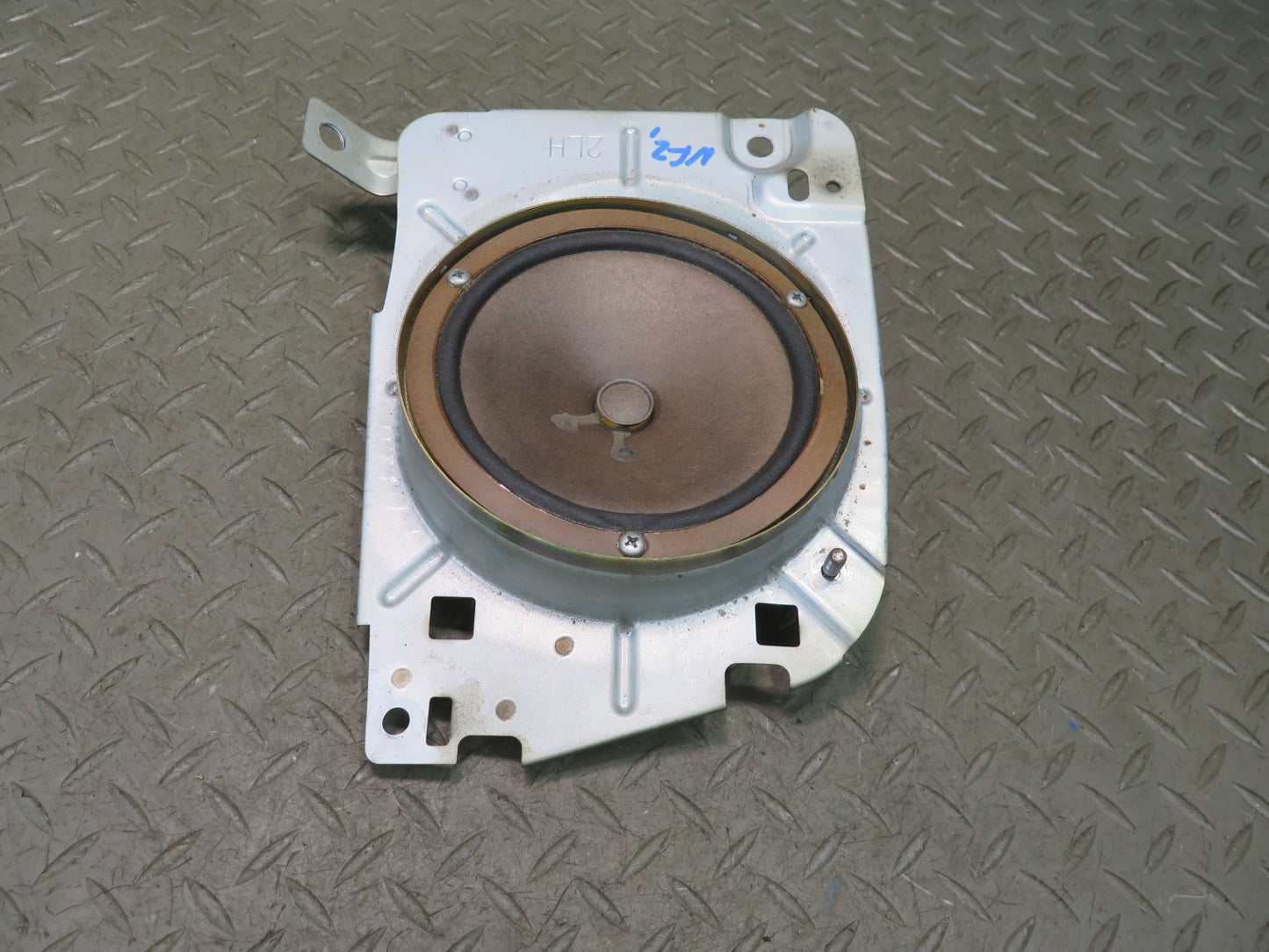 84-89 Nissan Z31 300ZX Set of 2 Rear Left & Right Quarter Panel Speaker OEM