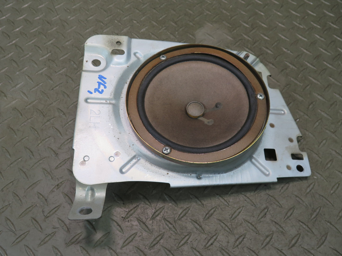 84-89 Nissan Z31 300ZX Set of 2 Rear Left & Right Quarter Panel Speaker OEM