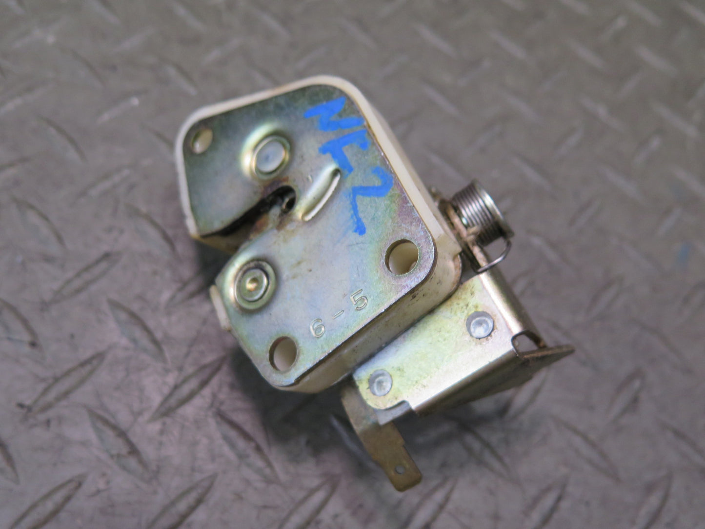 84-86 Nissan Z31 300ZX 2+0 Rear Trunk Lock Latch Actuator OEM