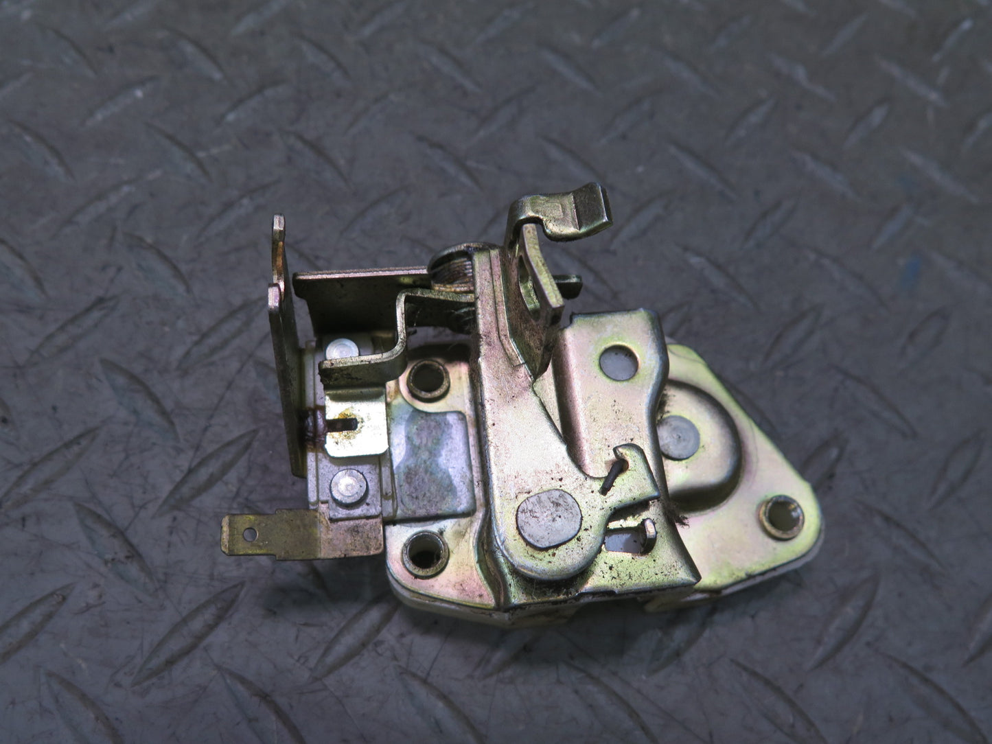 84-86 Nissan Z31 300ZX 2+0 Rear Trunk Lock Latch Actuator OEM