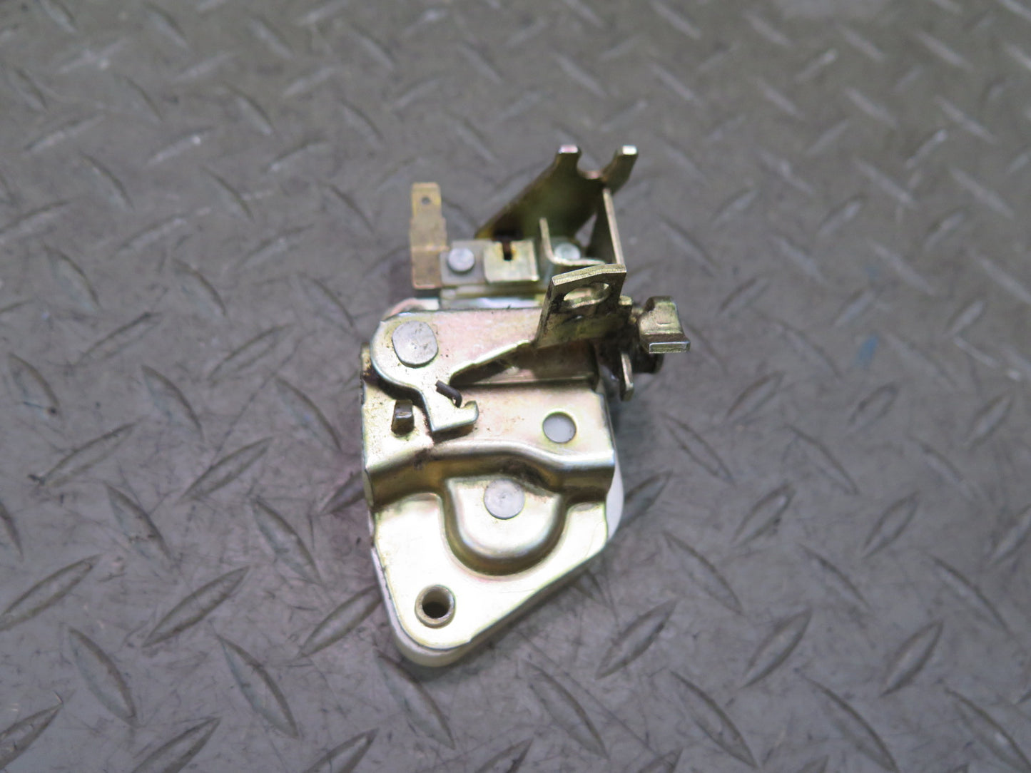 84-86 Nissan Z31 300ZX 2+0 Rear Trunk Lock Latch Actuator OEM
