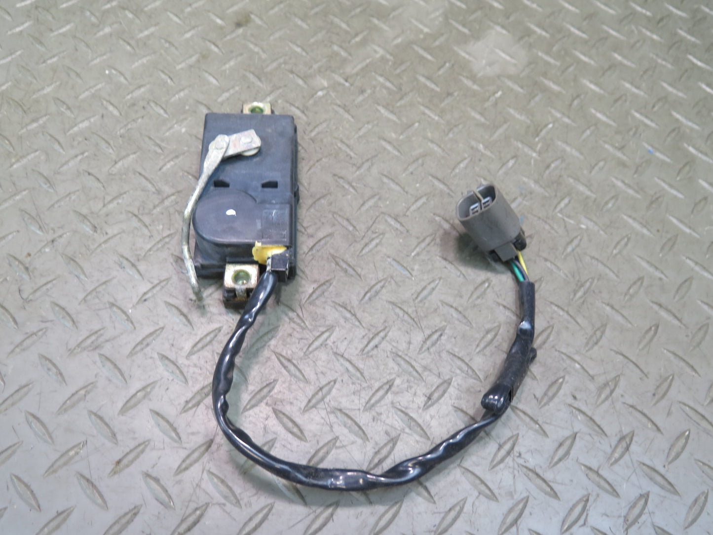 84-86 Nissan Z31 300ZX Right Door Lock Latch Actuator OEM