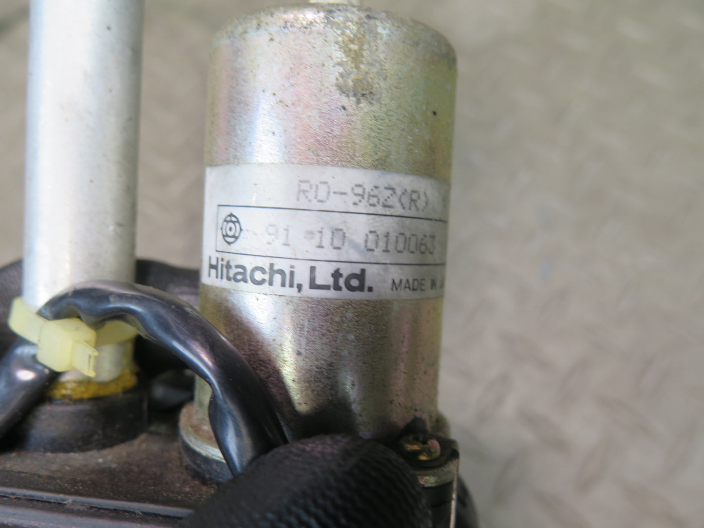 84-86 Nissan Z31 300ZX Radio Power Antenna Motor Assembly OEM