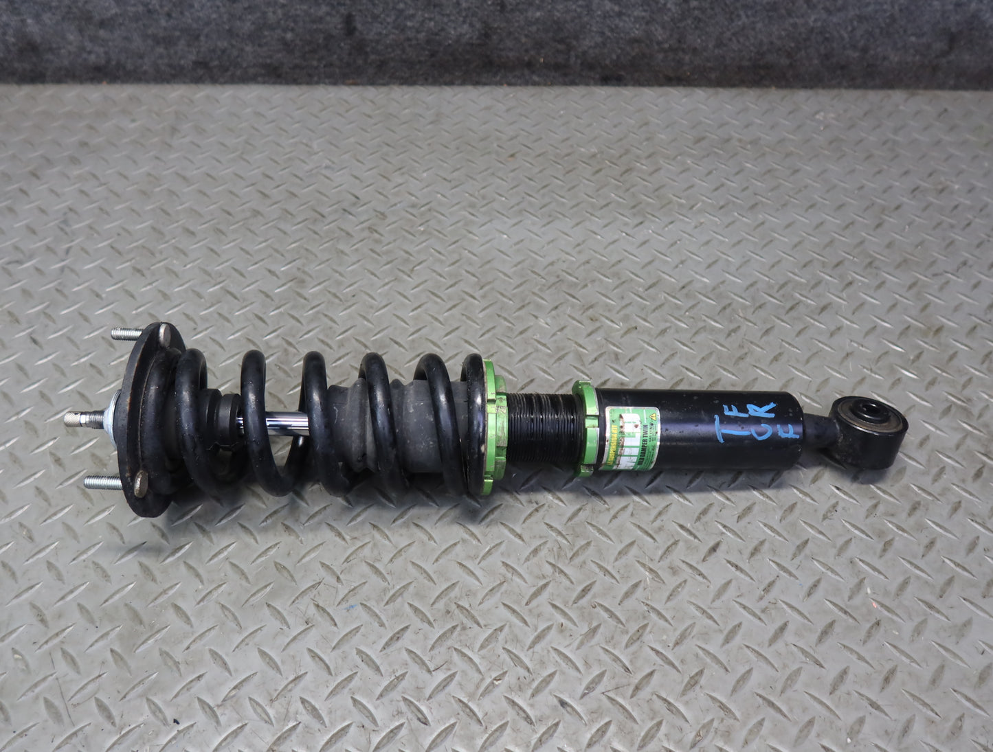 99-01 Toyota Crown JZS175 Set of 4 Coilover Strut Shock Absorber Mild Damper