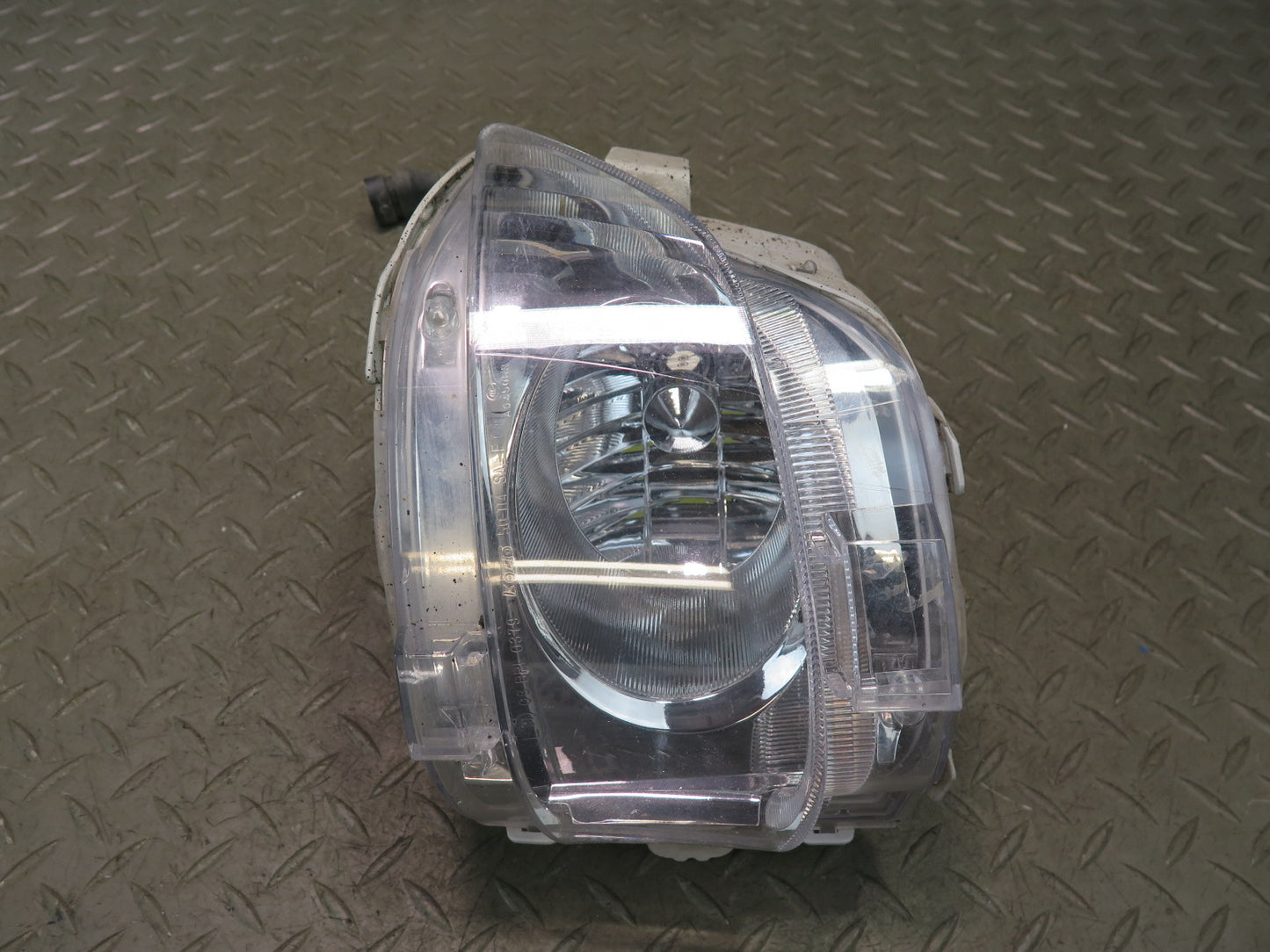 10-12 Lexus XF40 LS460 RHD Set of 2 Front Left & Right Fog Light Lamp Koito OEM