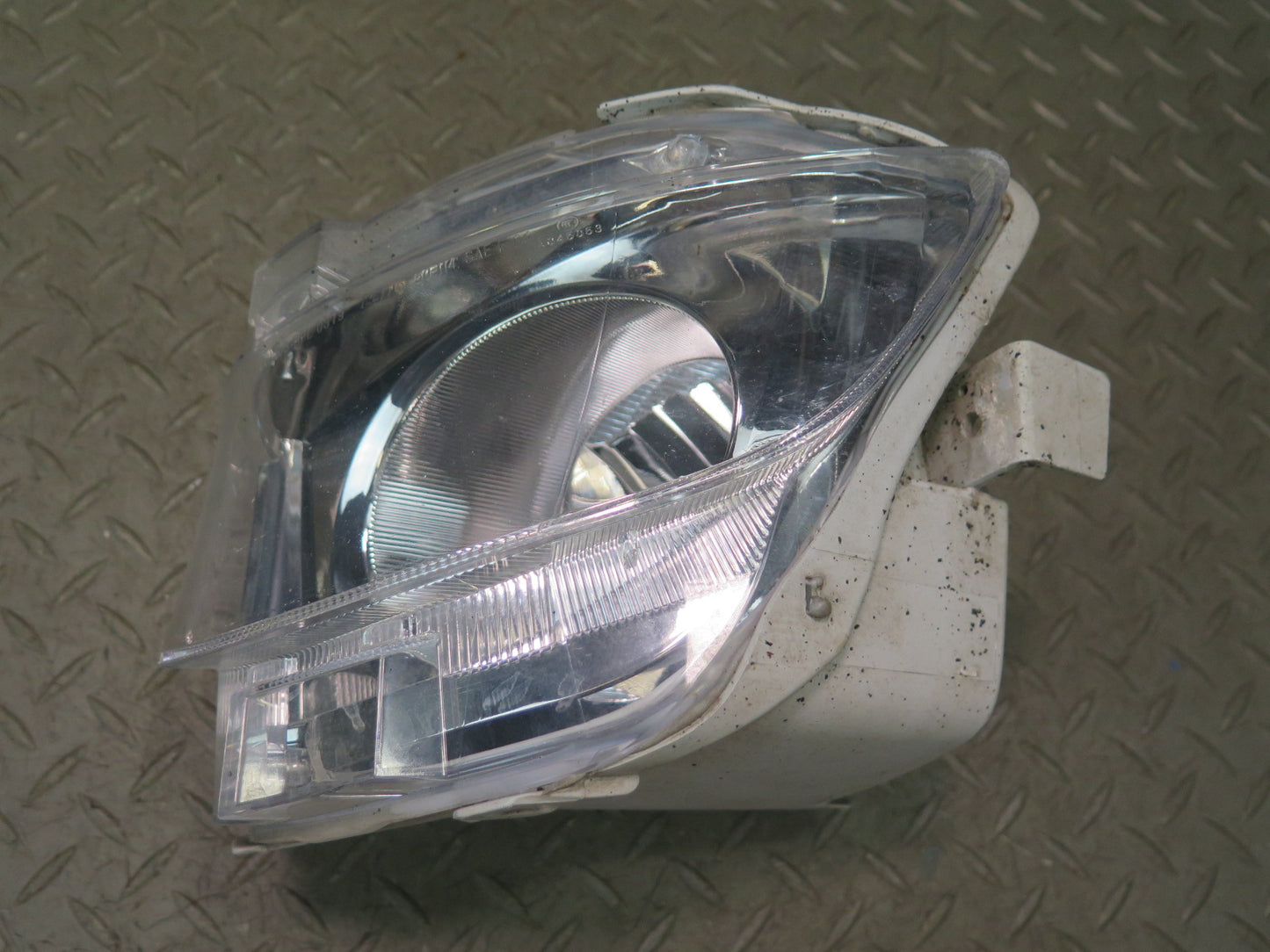 10-12 Lexus XF40 LS460 RHD Set of 2 Front Left & Right Fog Light Lamp Koito OEM