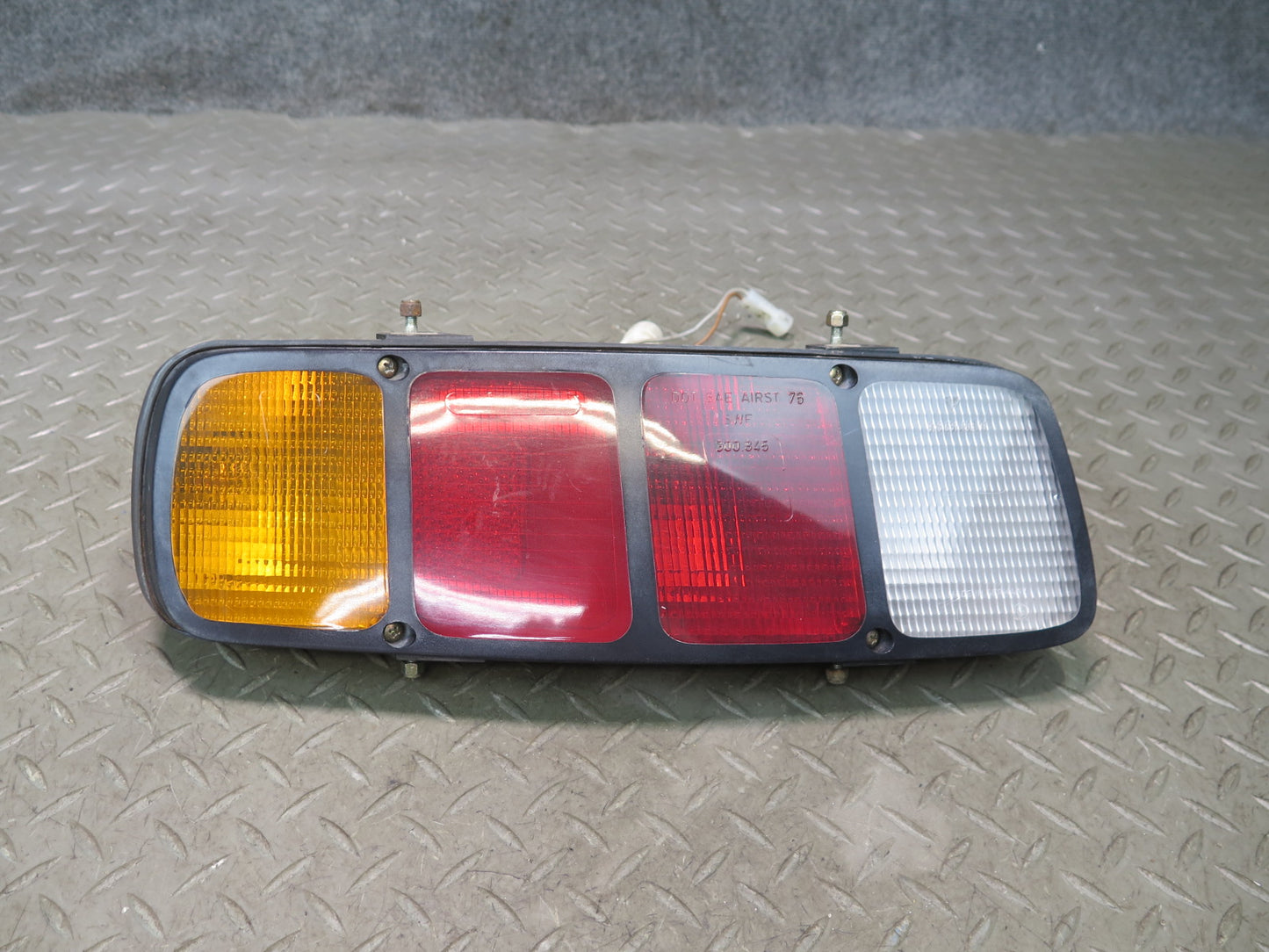 1978-1986 Porsche 928 S Rear Left & Right Side Tail Brake Light Lamp Set
