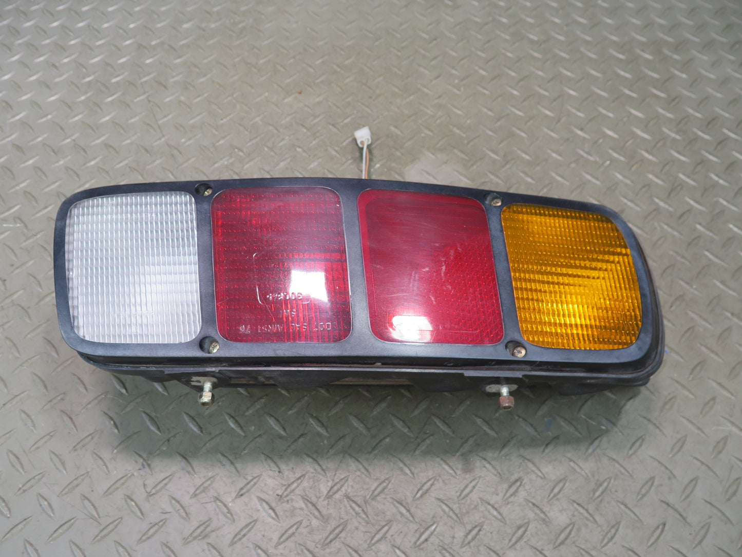 1978-1986 Porsche 928 S Rear Left & Right Side Tail Brake Light Lamp Set