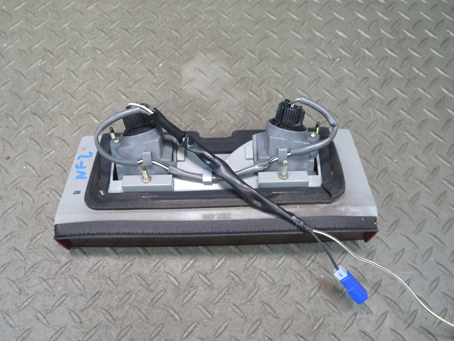 84-86 Nissan Z31 300ZX Rear Spoiler Third 3RD Brake Light Lamp OEM