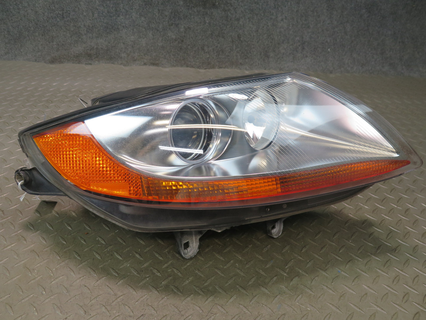 03-05 BMW E85 Z4 3.0L Front Right Bi-xenon Headlight Lamp w Ballast OEM