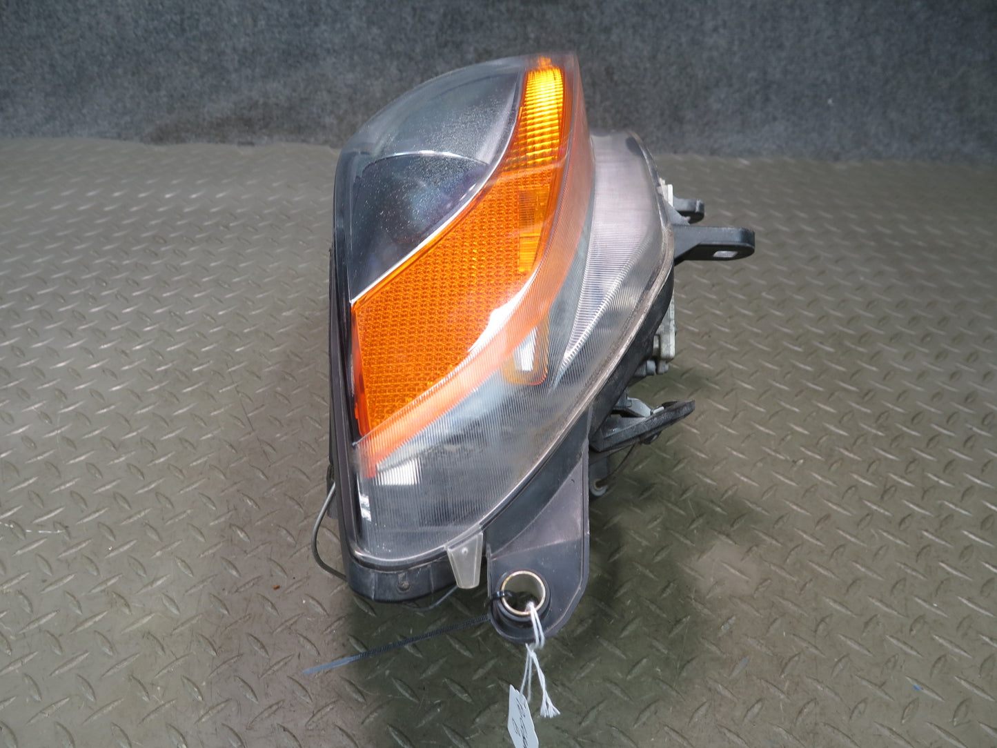 03-05 BMW E85 Z4 3.0L Front Right Bi-xenon Headlight Lamp w Ballast OEM
