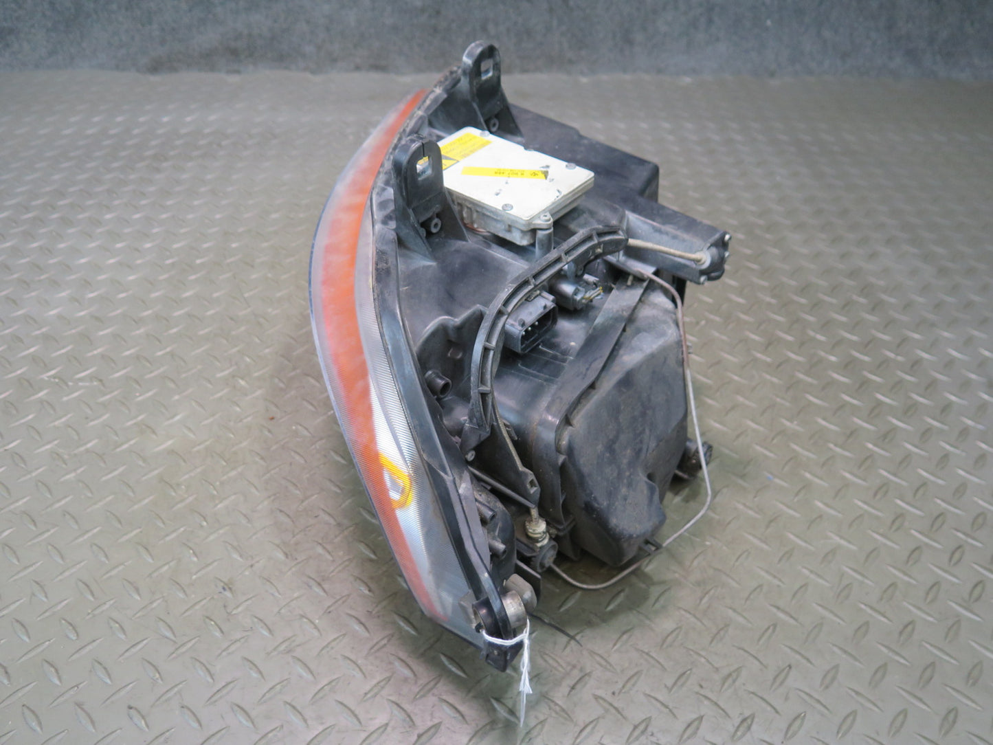 03-05 BMW E85 Z4 3.0L Front Right Bi-xenon Headlight Lamp w Ballast OEM