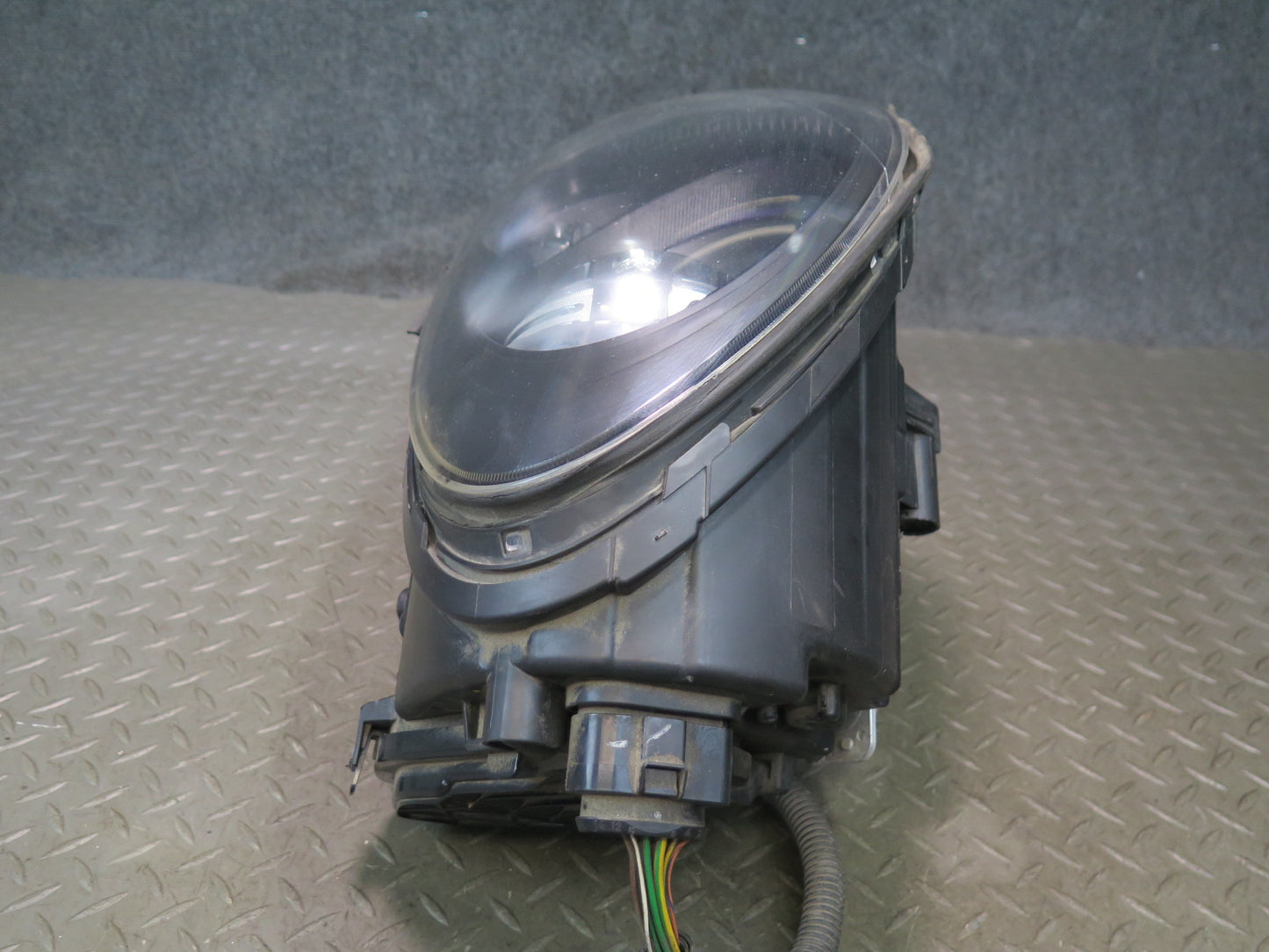 2011-2014 Porsche Cayenne 958 Front Right Xenon AFS HID Headlight Lamp