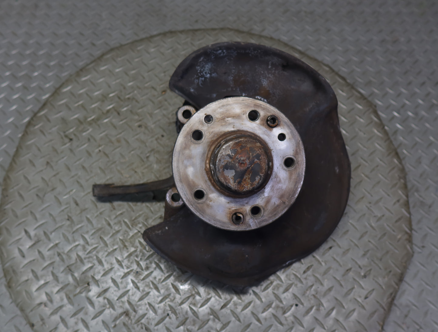 86-89 Mercedes R107 560SL Front Left Spindle Knuckle Wheel Hub Bearing 86K OEM