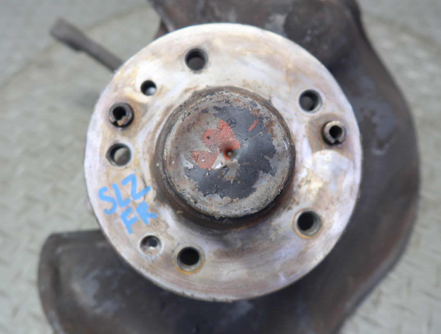 86-89 Mercedes R107 560SL Front Right Spindle Knuckle Wheel Hub Bearing 86K OEM